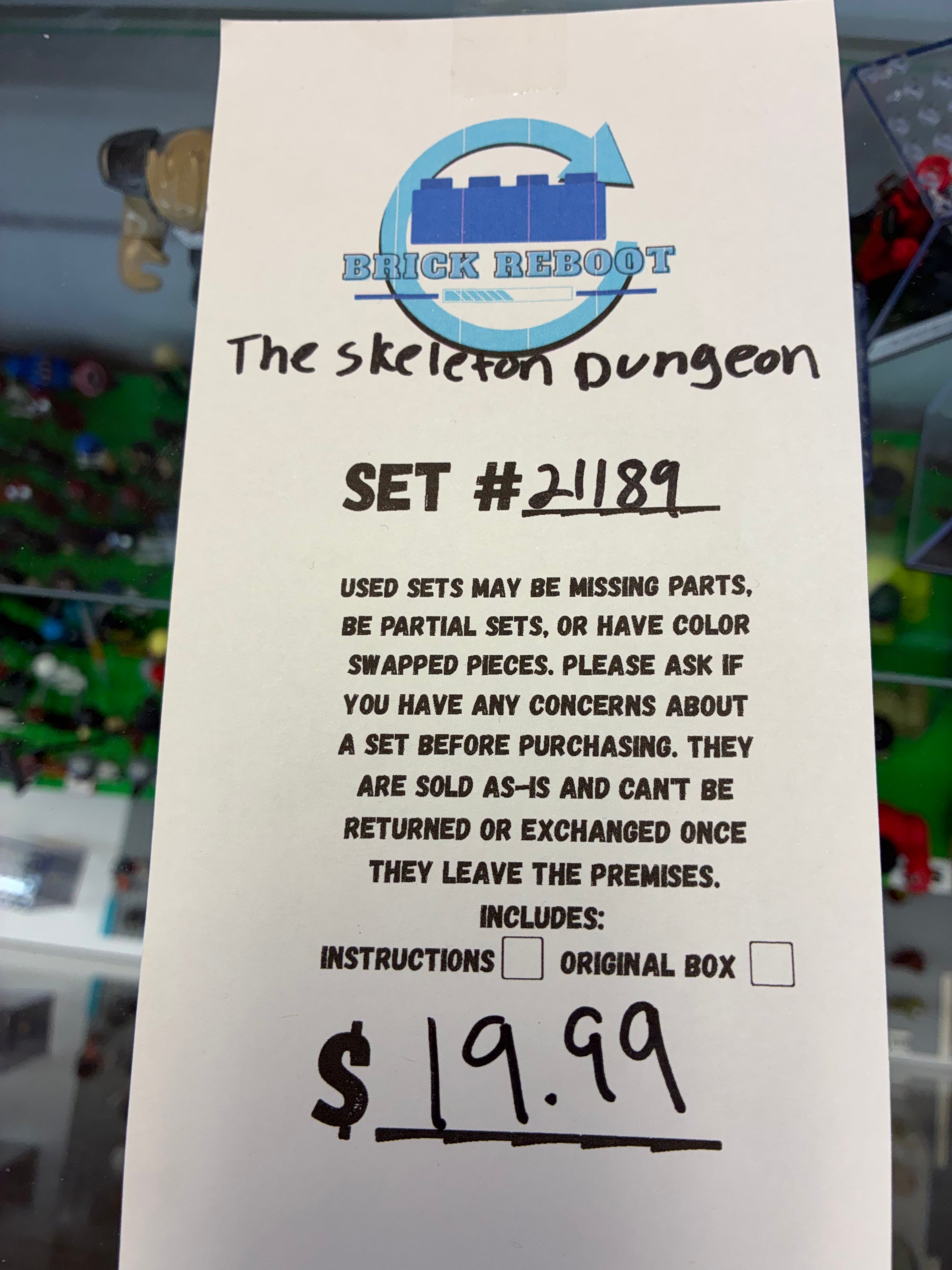 21189 Minecraft The Skeleton Dungeon - Used