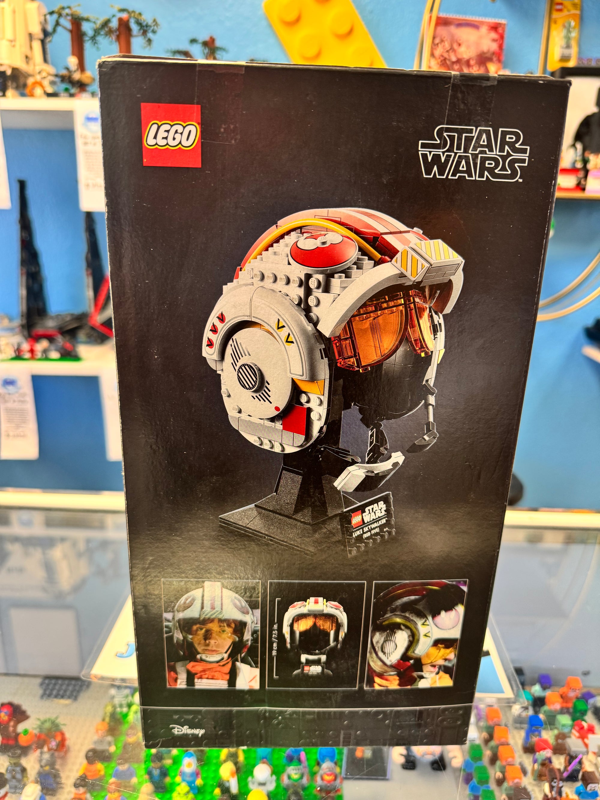75327 Luke Skywalker Helmet Red Five - Sealed