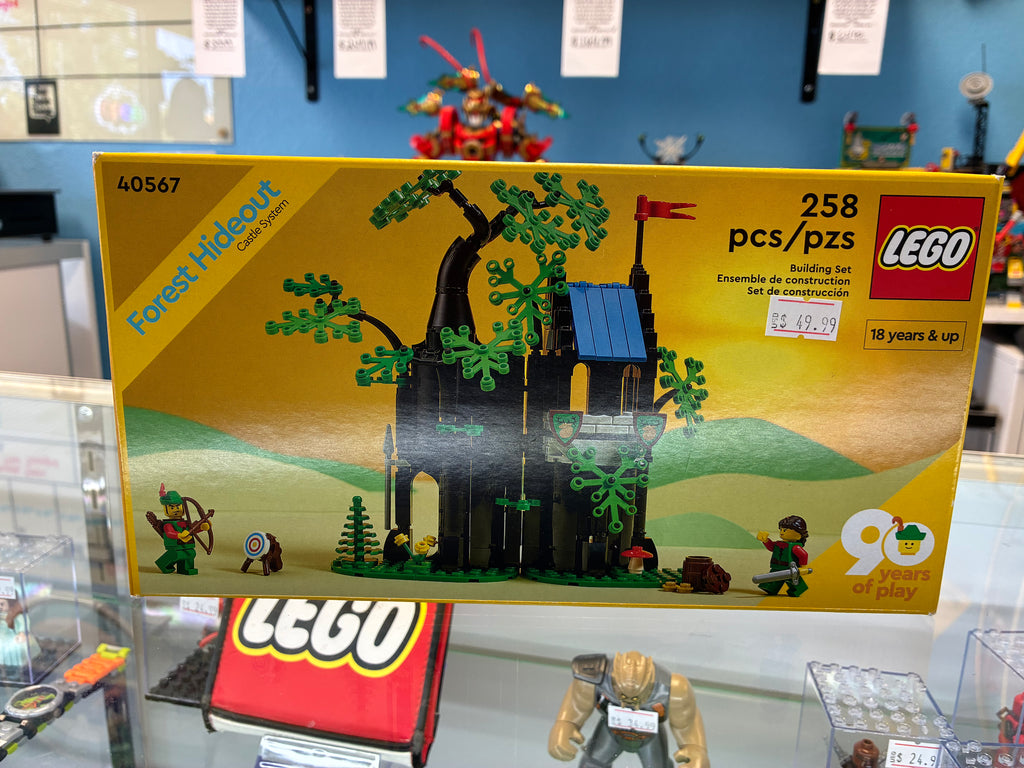 40567 Forest Hideout GWP - Sealed