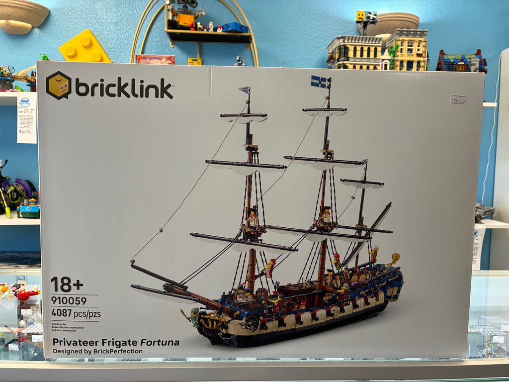 910059 Brinklink Series 7 Privateer Frigate Fortune - Sealed