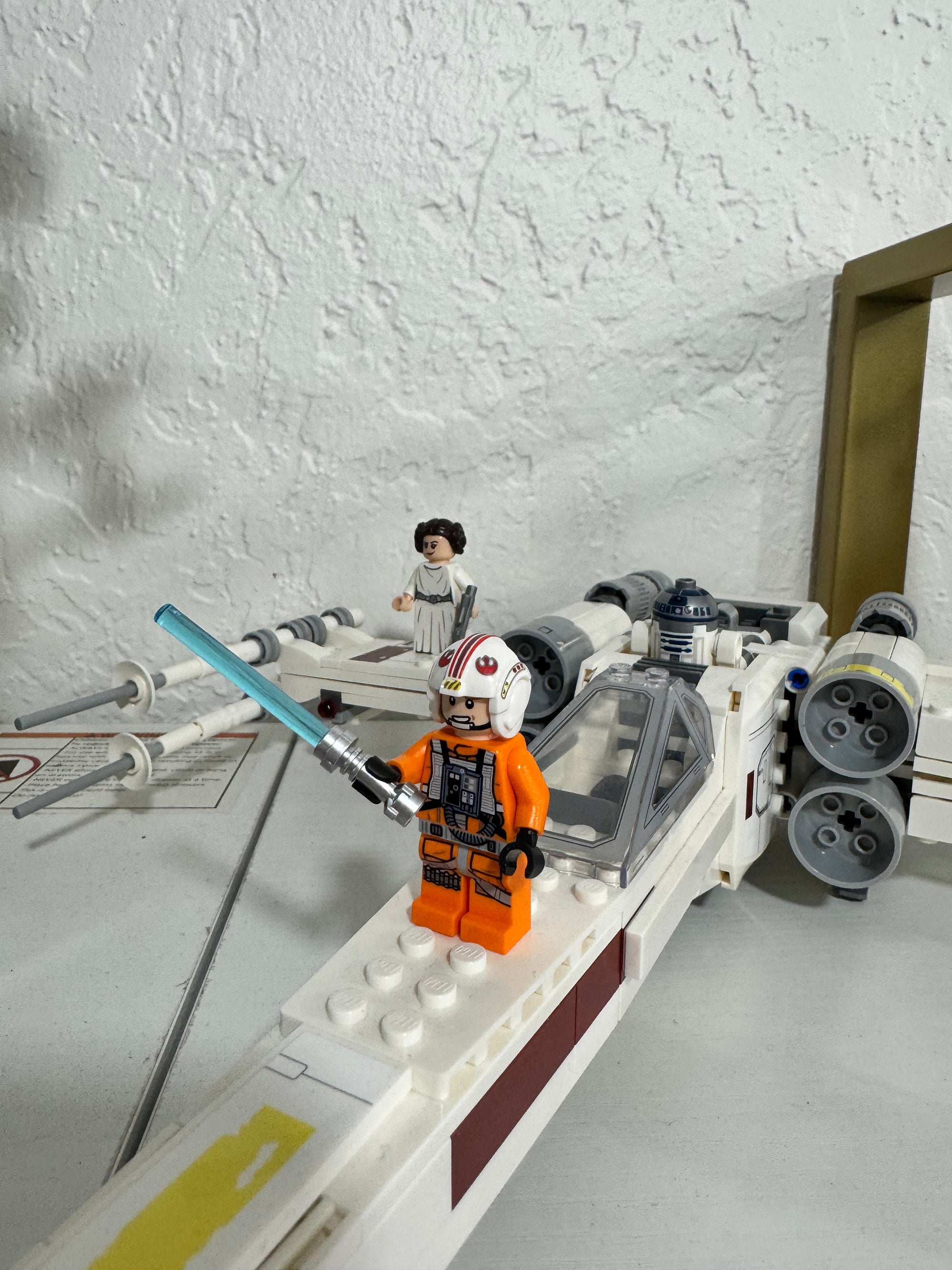 75301 Lukes X - Wing - Used