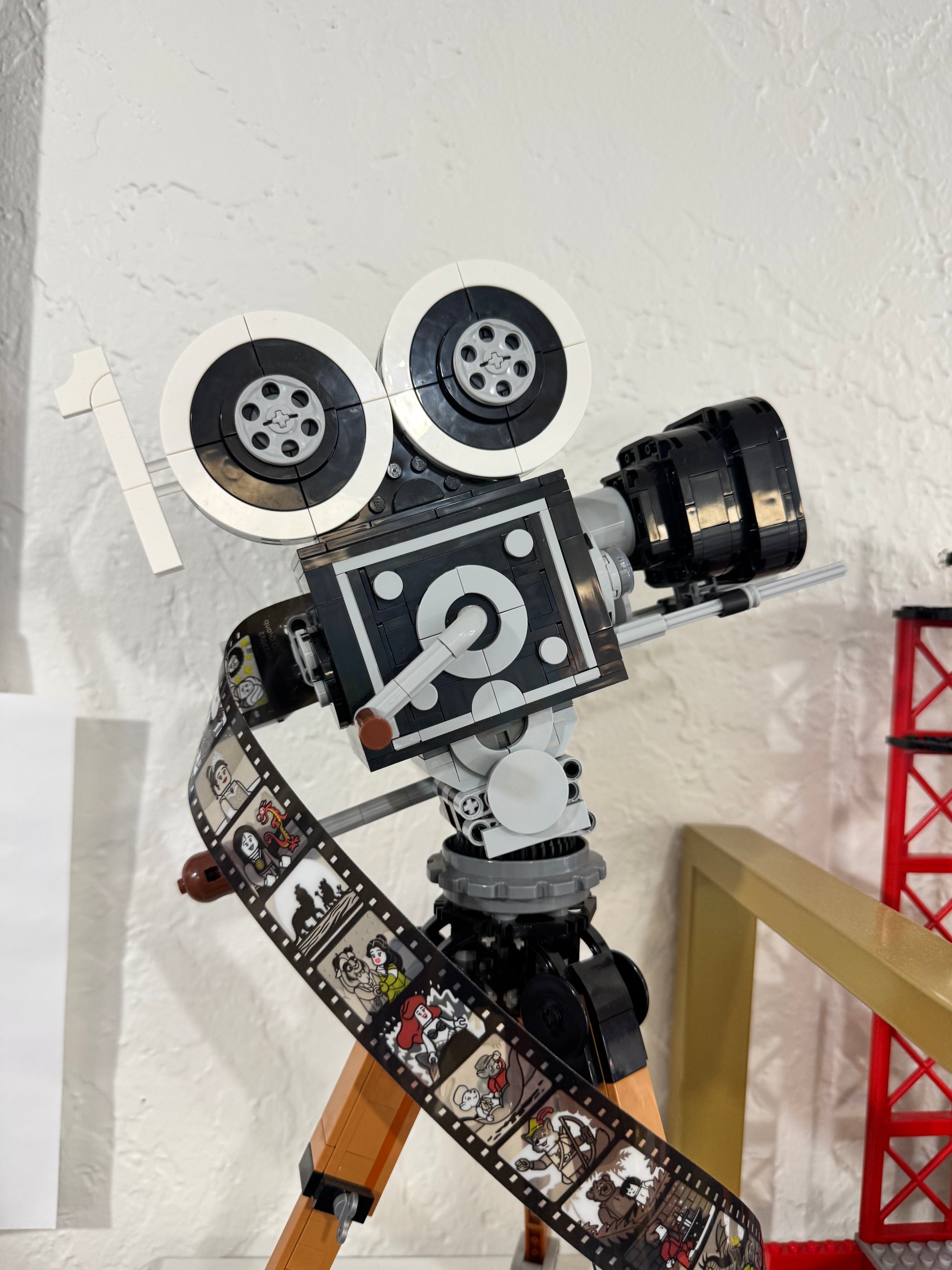 43230 Disney Tribute Camera *NO FIGS* - Used