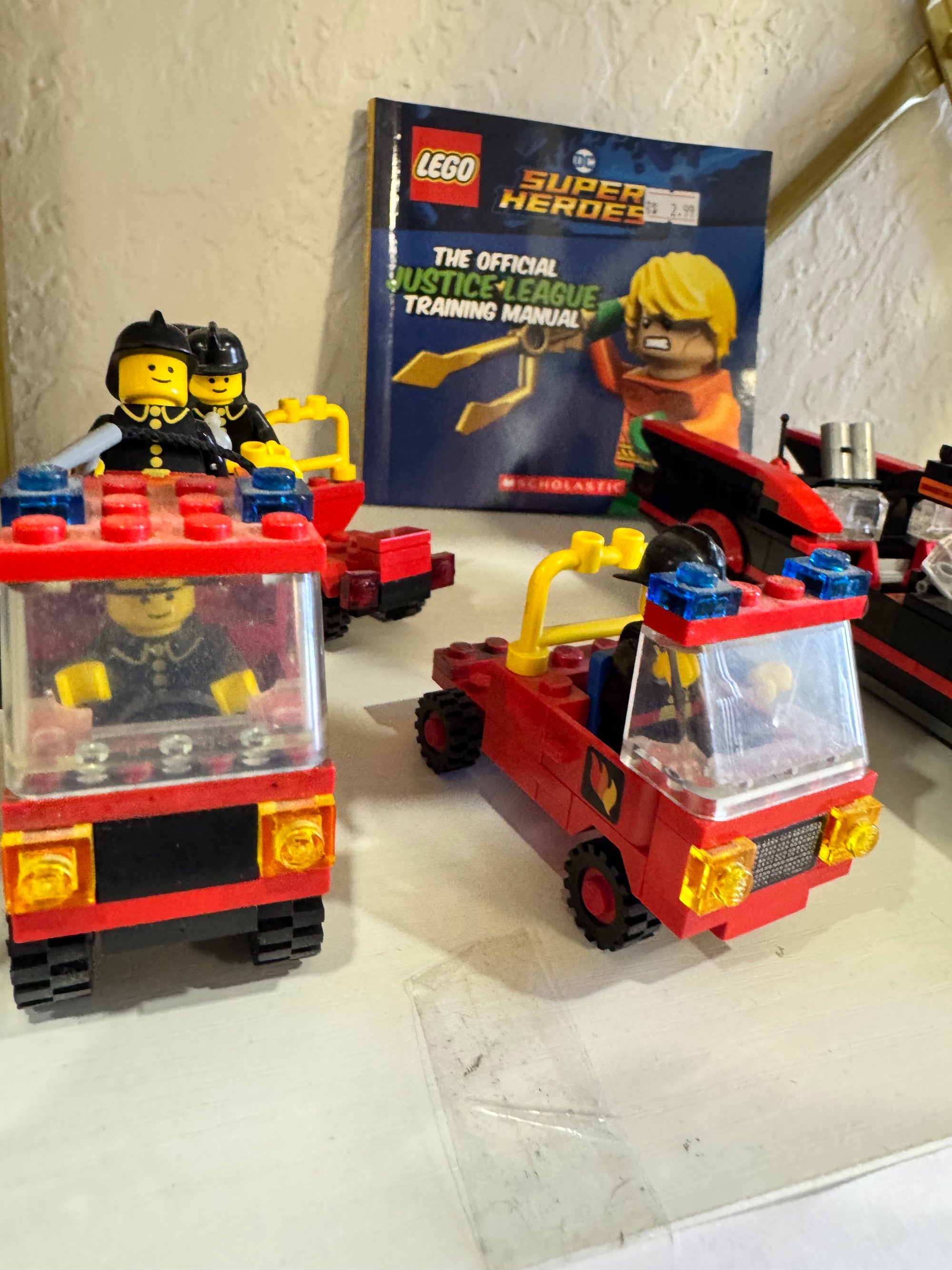 6650 & 6690 Vintage Fire Truck sets - Used