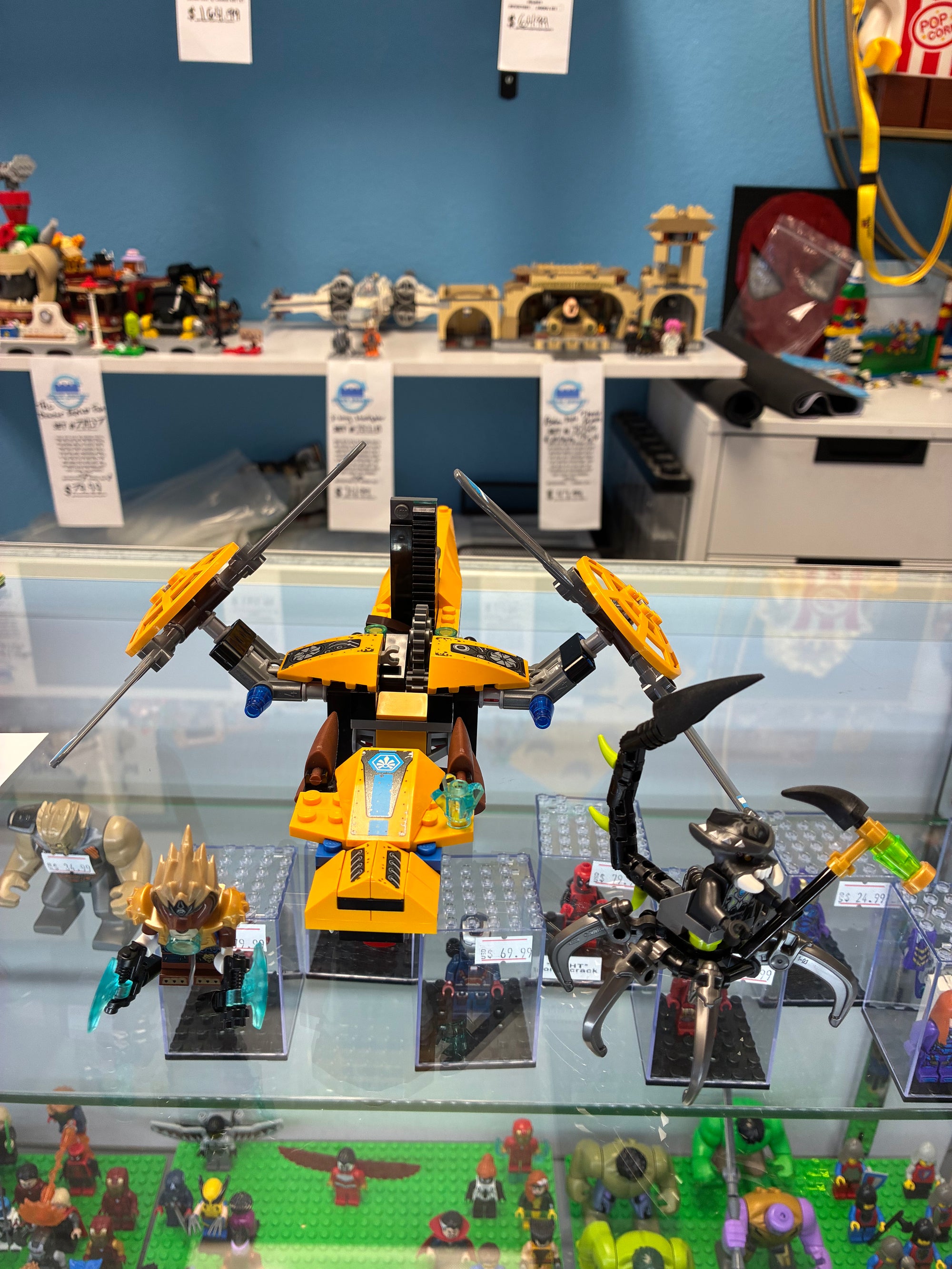 70129 Chima Lavertus’ Twin Blade - Used