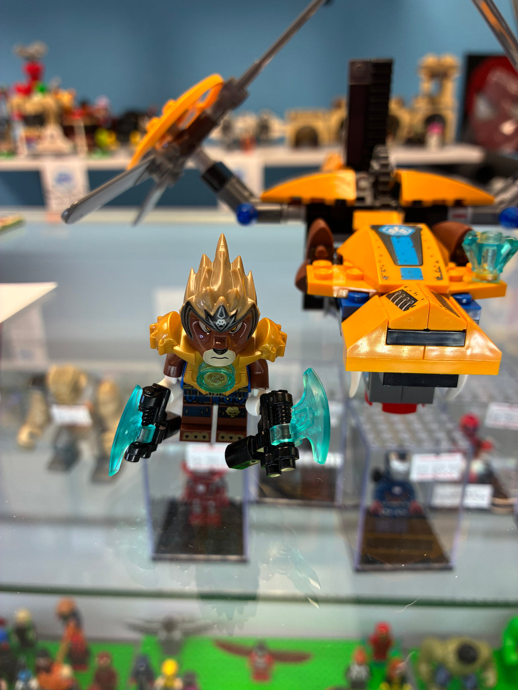 70129 Chima Lavertus’ Twin Blade - Used