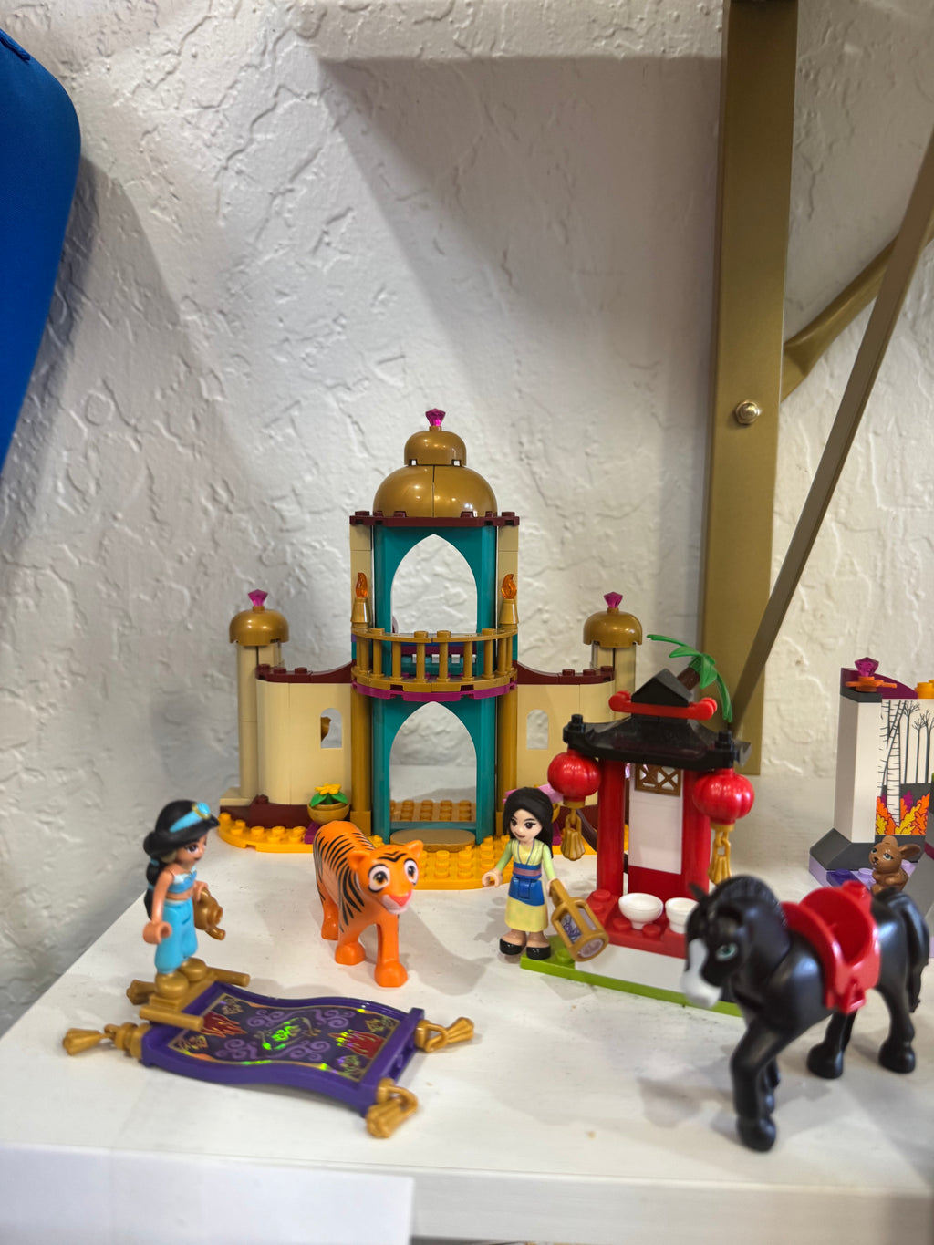 43208 Jasmine & Mulan - Used