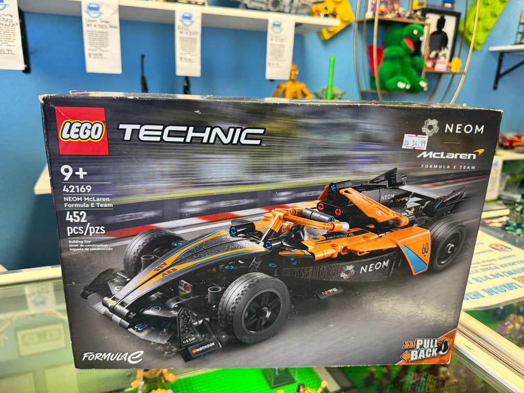 42169 Neom McLaren Formula E Team Technic - Sealed