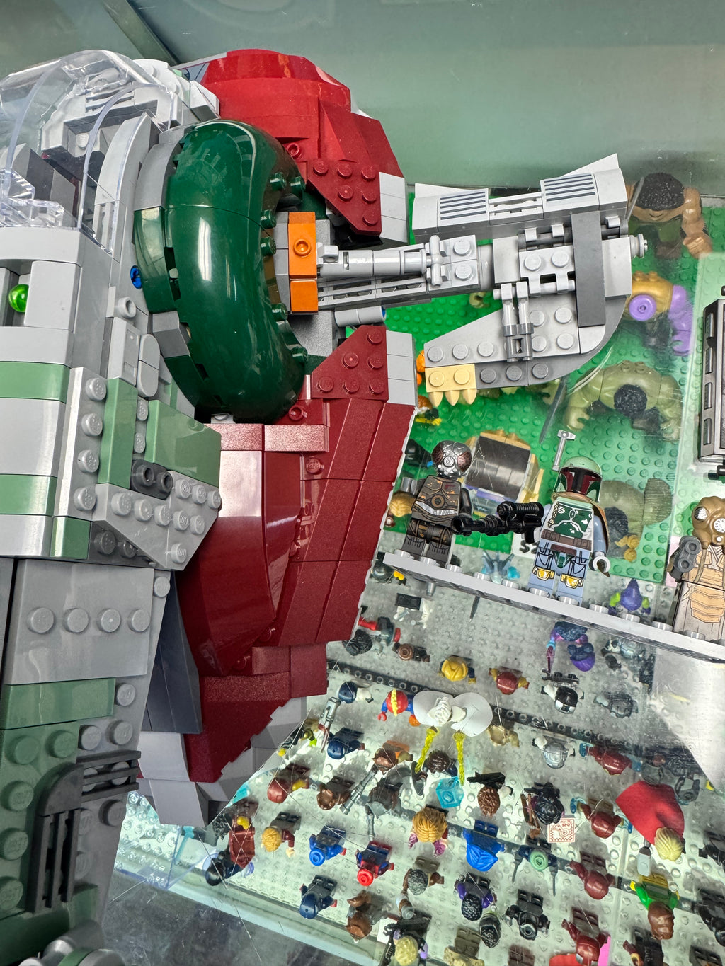 75243 Slave 1 20th Anniversary Ship *MISSING Leia & Han Solo*