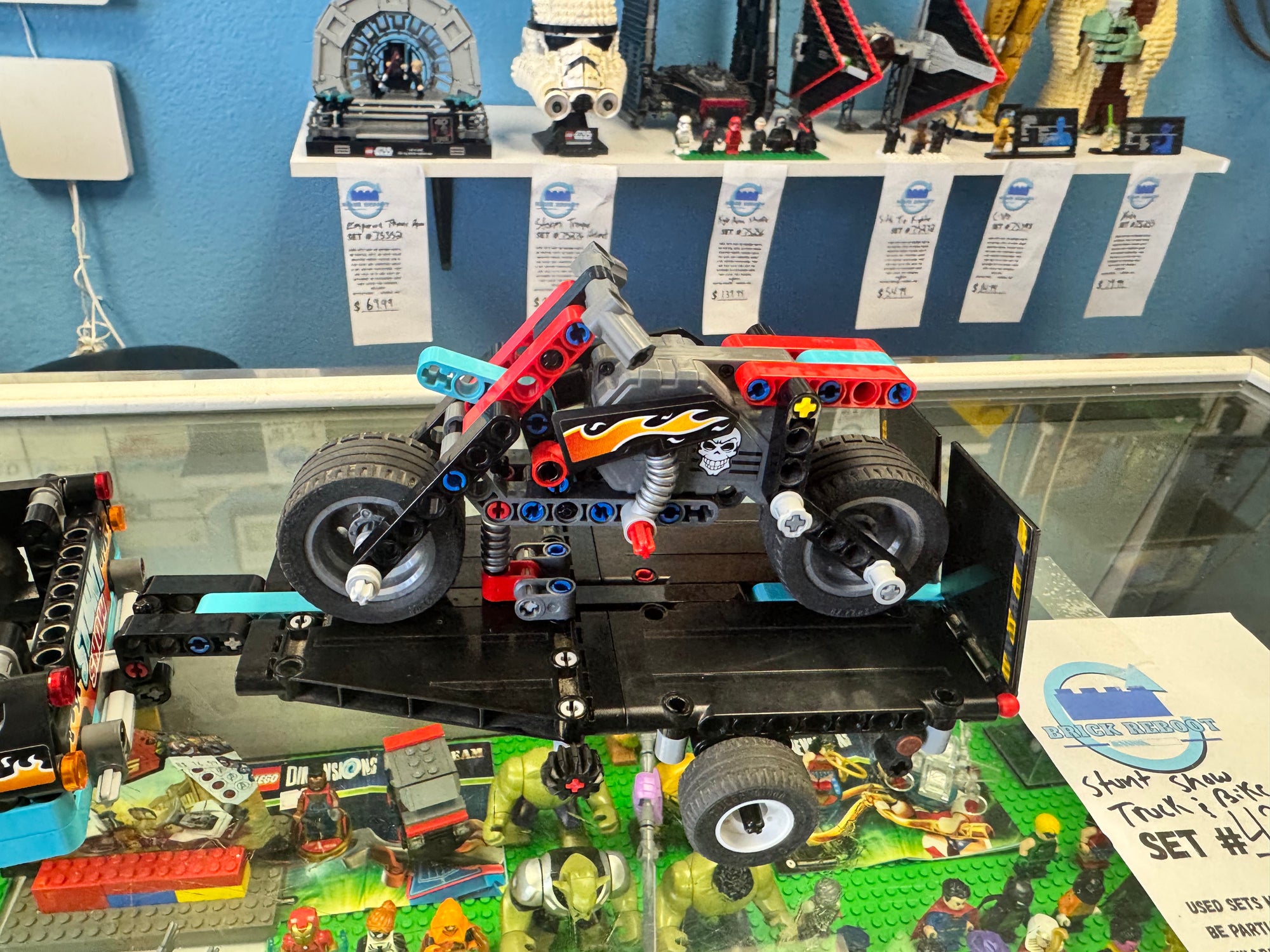 42106 Stunt Show Truck & Bike