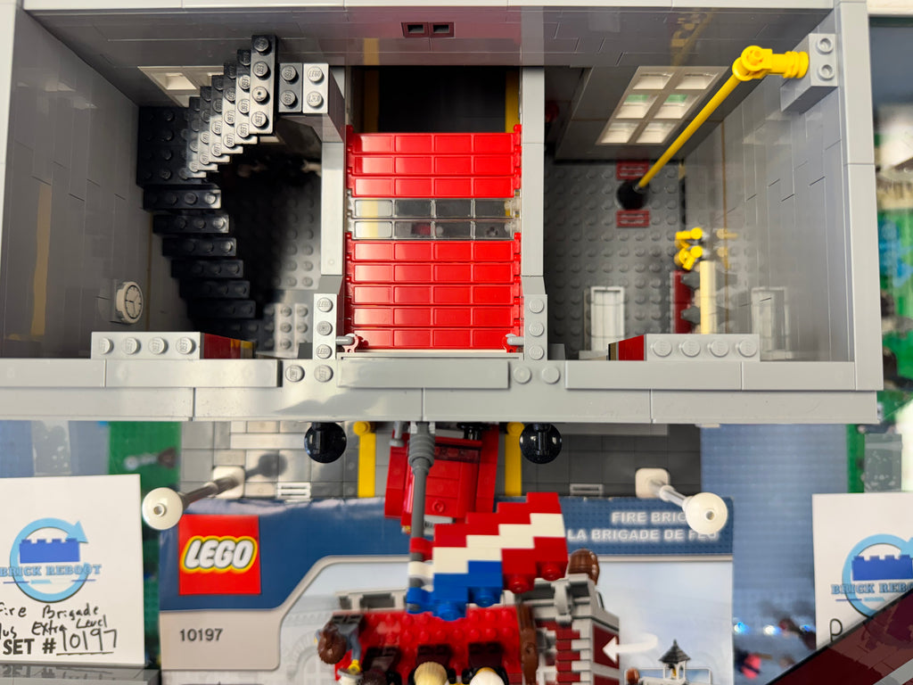 10197 Creator Fire Brigade Modular *CUSTOM EXTRA LEVEL ADDED* - Used