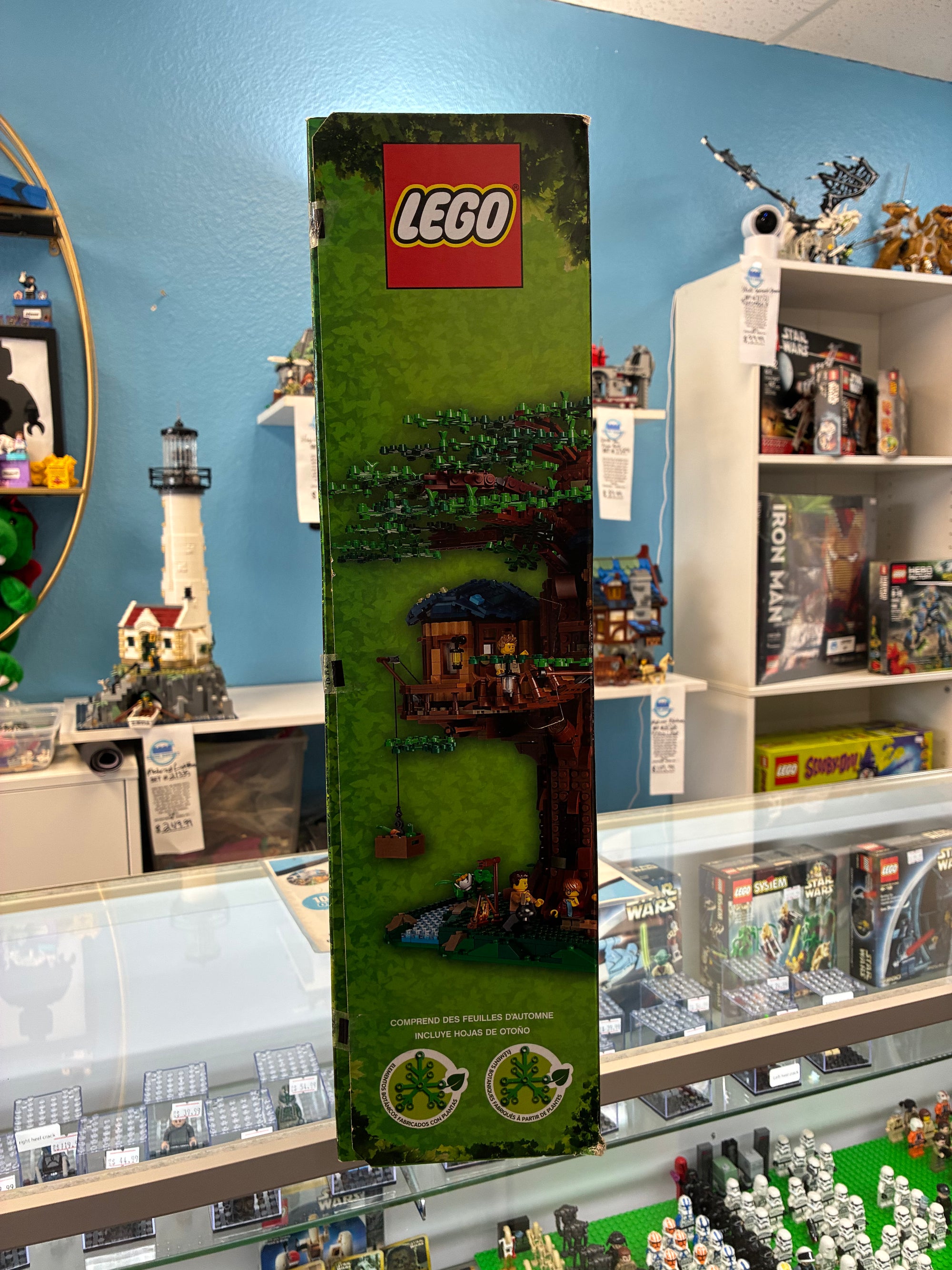 21318 Treehouse - Sealed
