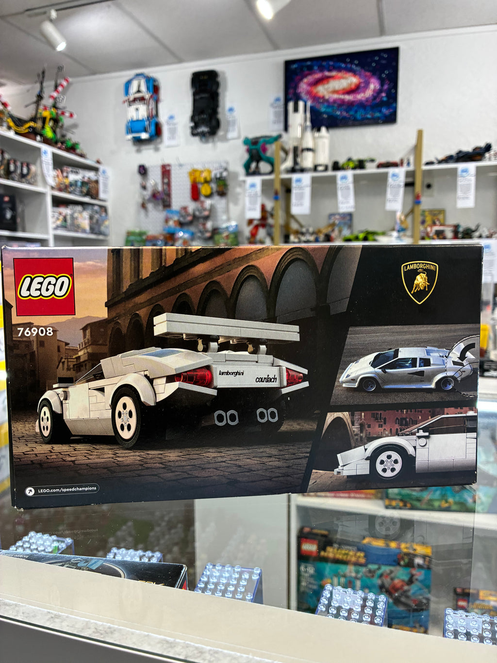 76908 Lamborghini Countach - Sealed