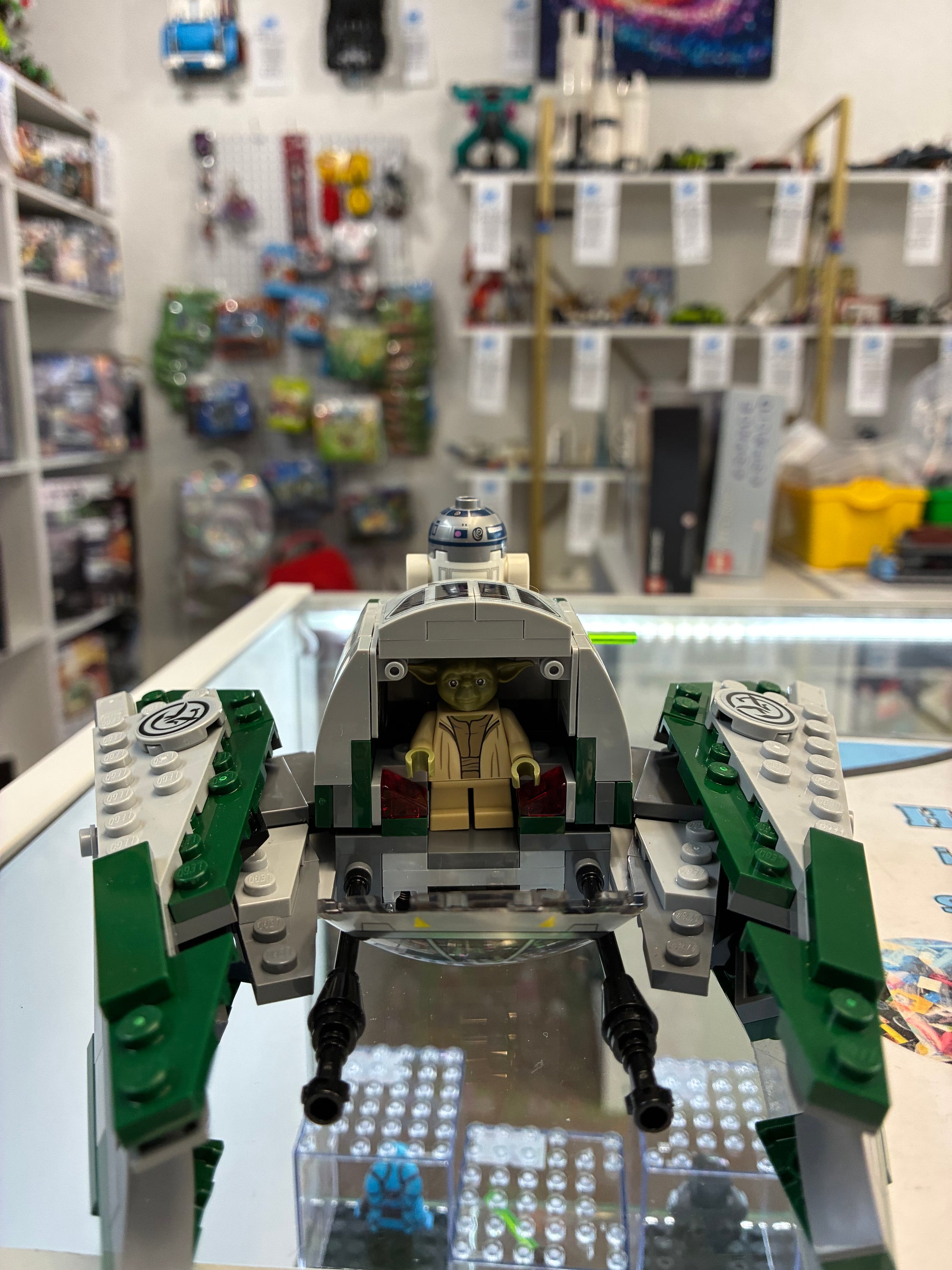 75168 Star Wars Yoda’s Star Fighter - Used