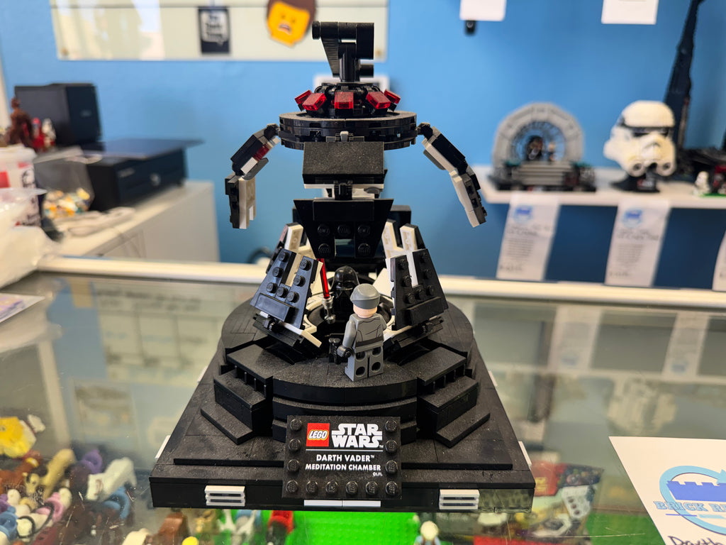 75296 Darth Vaders Meditation Chamber - Used