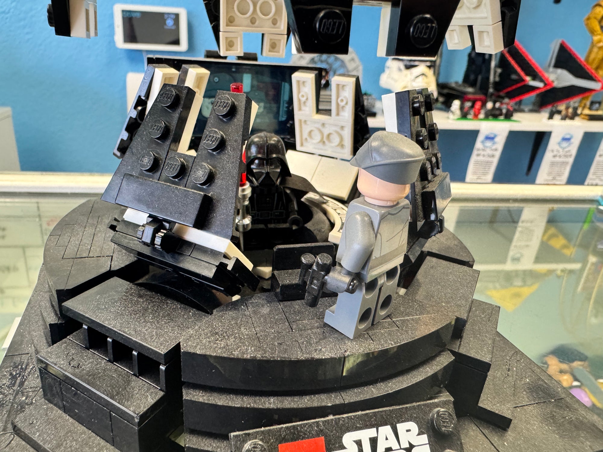 75296 Darth Vaders Meditation Chamber - Used