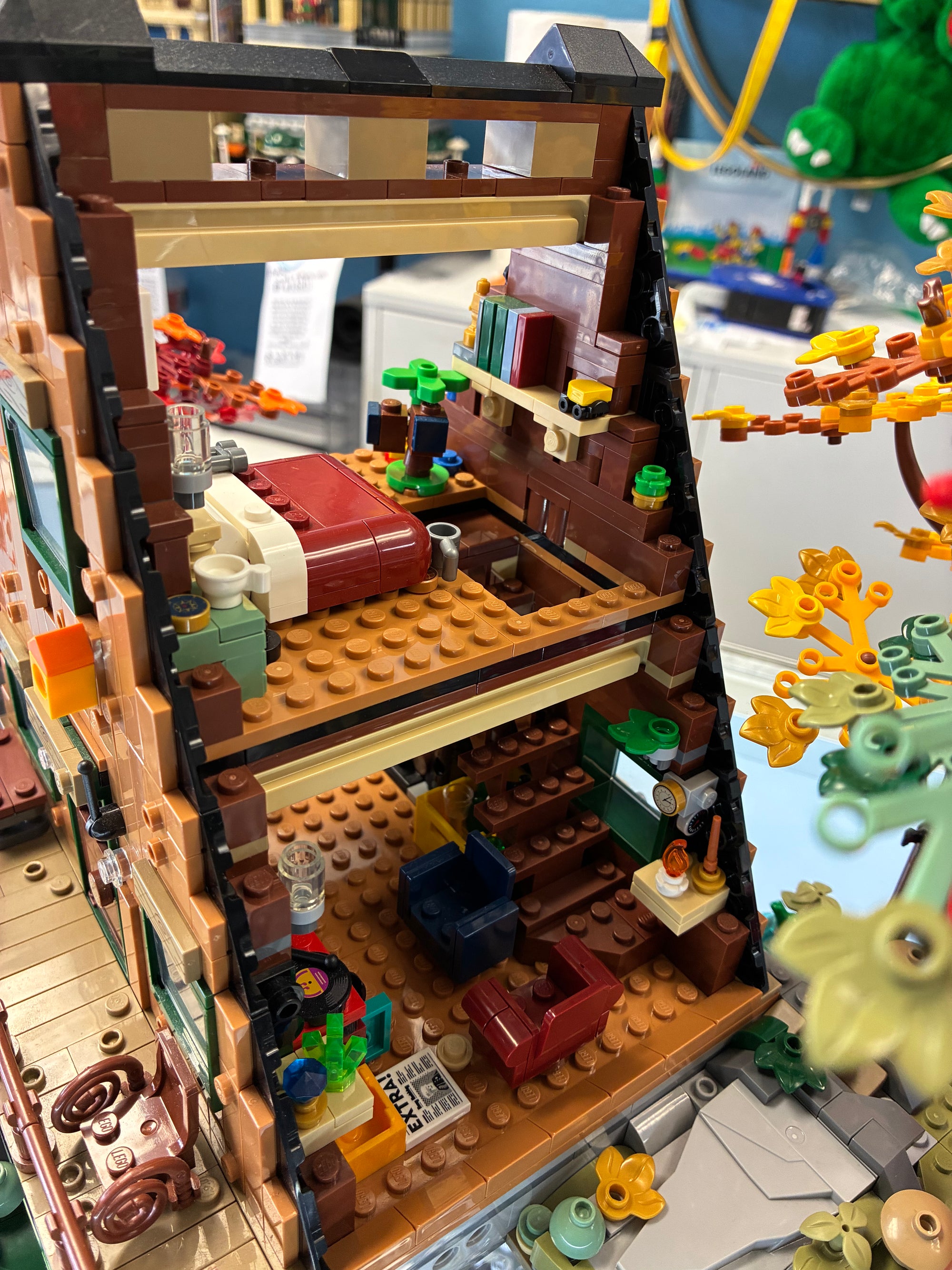 21338 LEGO Ideas A-Frame Cabin *NO MINIFIGS OR ANIMALS* - Used