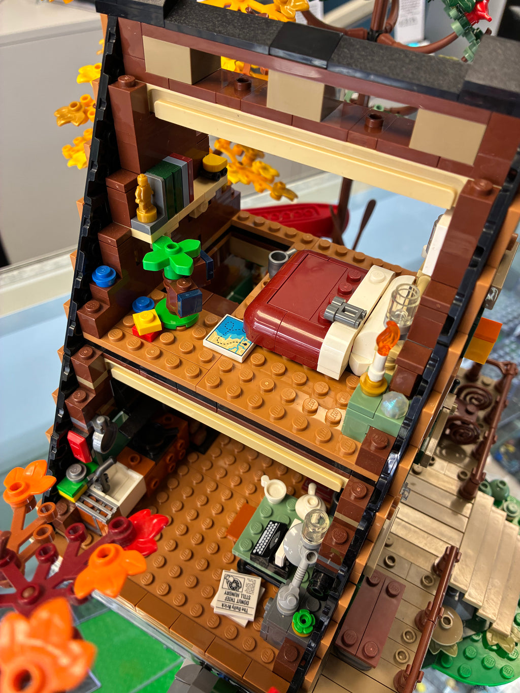21338 LEGO Ideas A-Frame Cabin *NO MINIFIGS OR ANIMALS* - Used