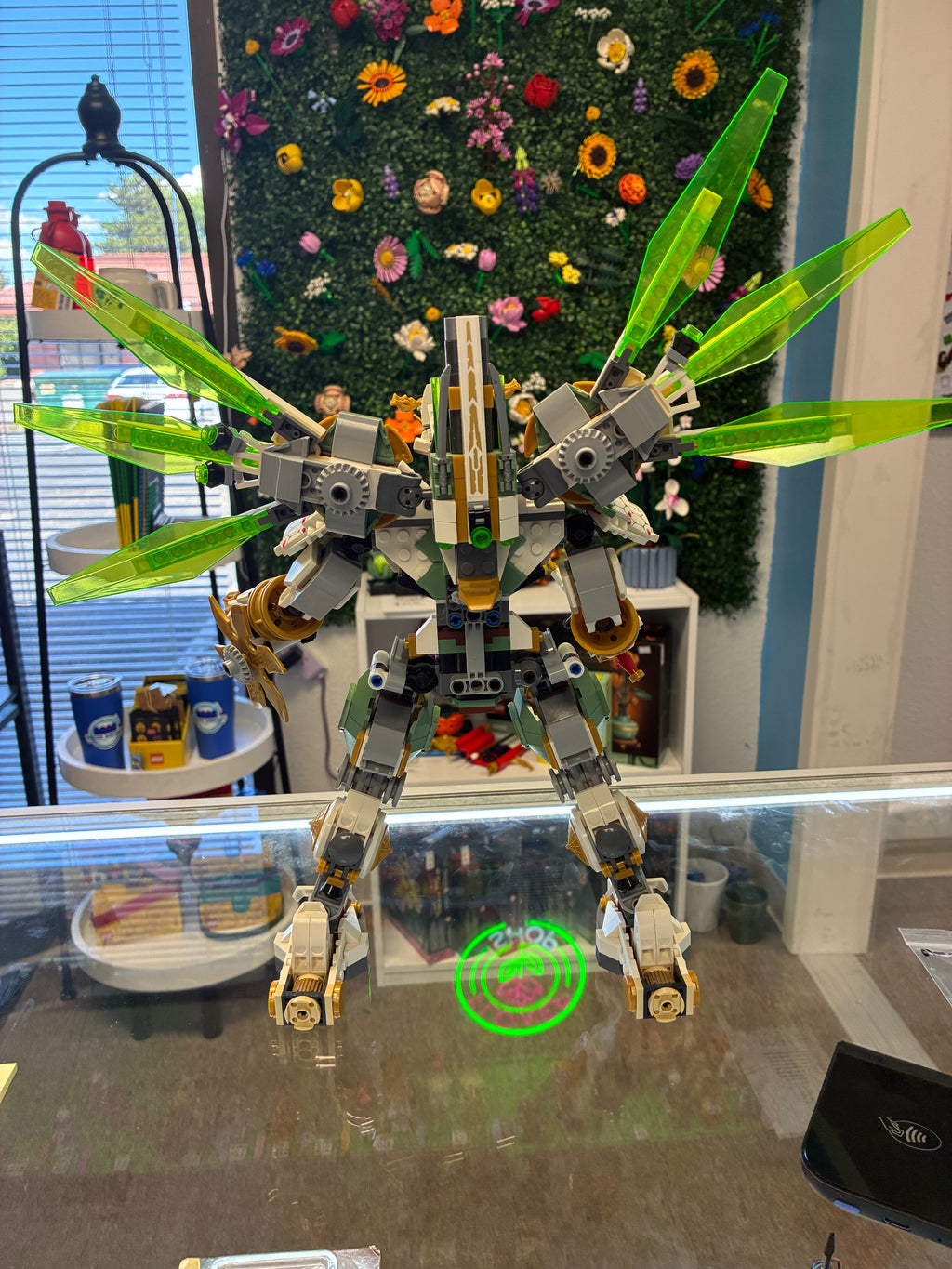 70676 Lloyd’s Titan Mech - Used