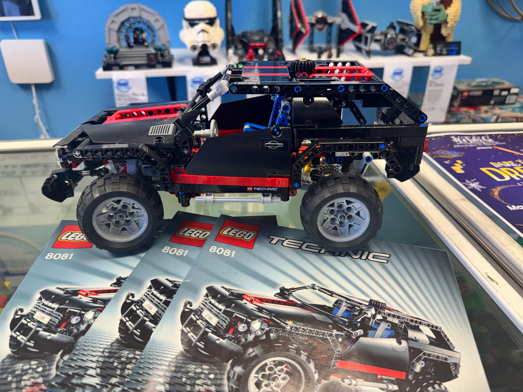 8081 Technic Jeep 4X4 - Used