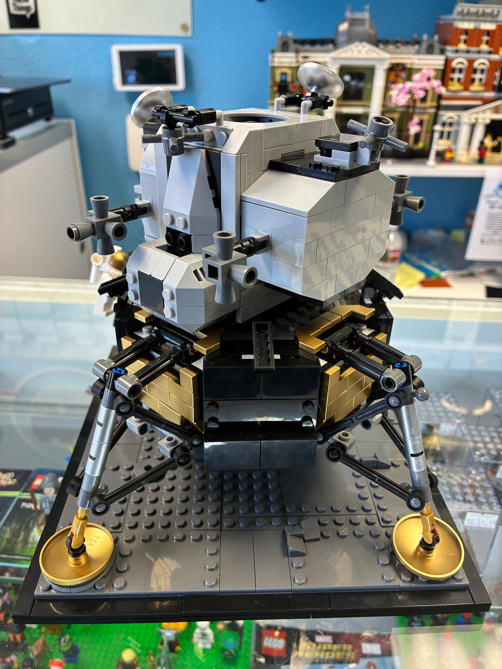 10266 NASA Apollo 11 Lunar Landing - Used