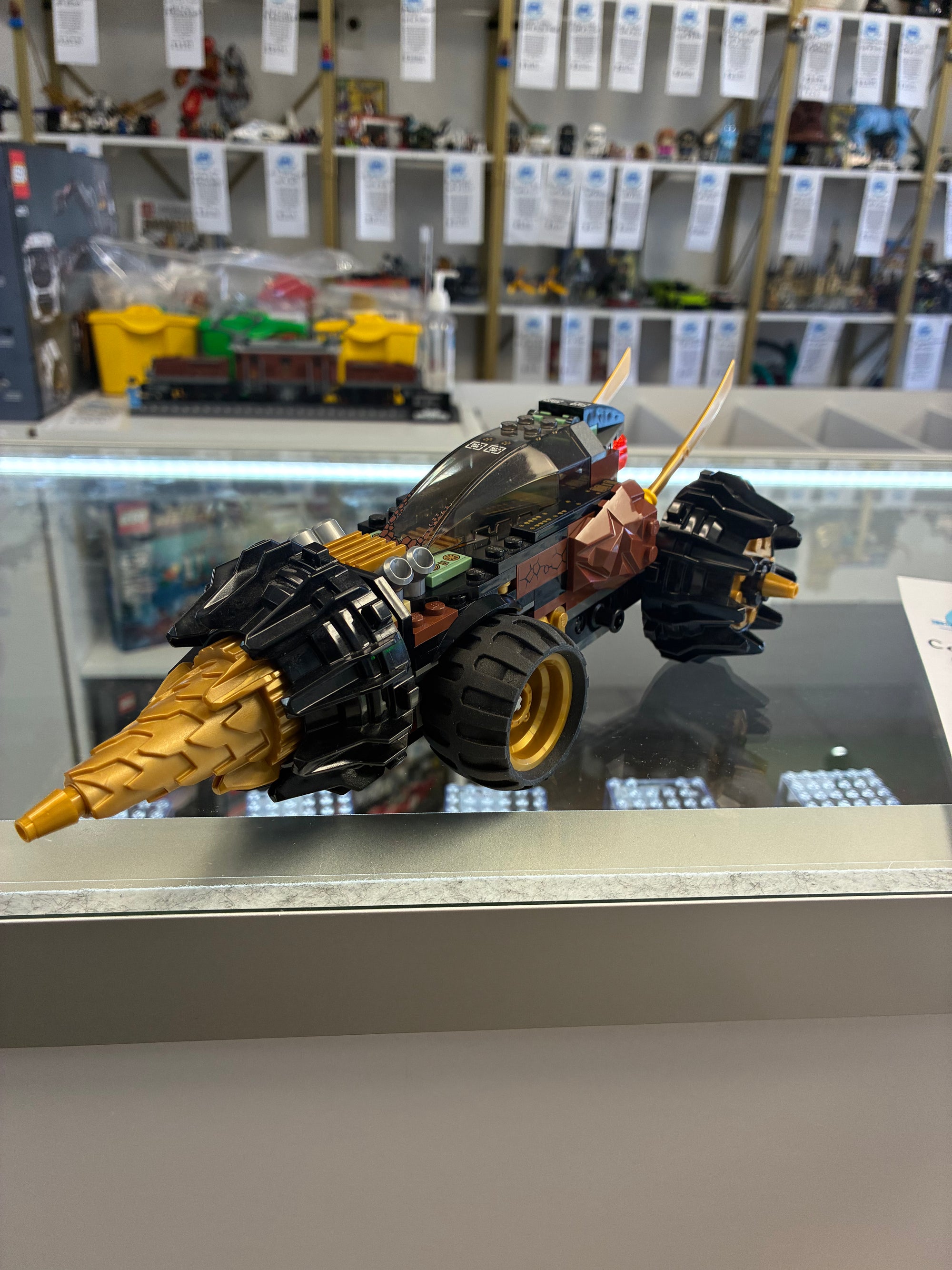 70502 NINJAGO Cole’s Earth Driller - Used