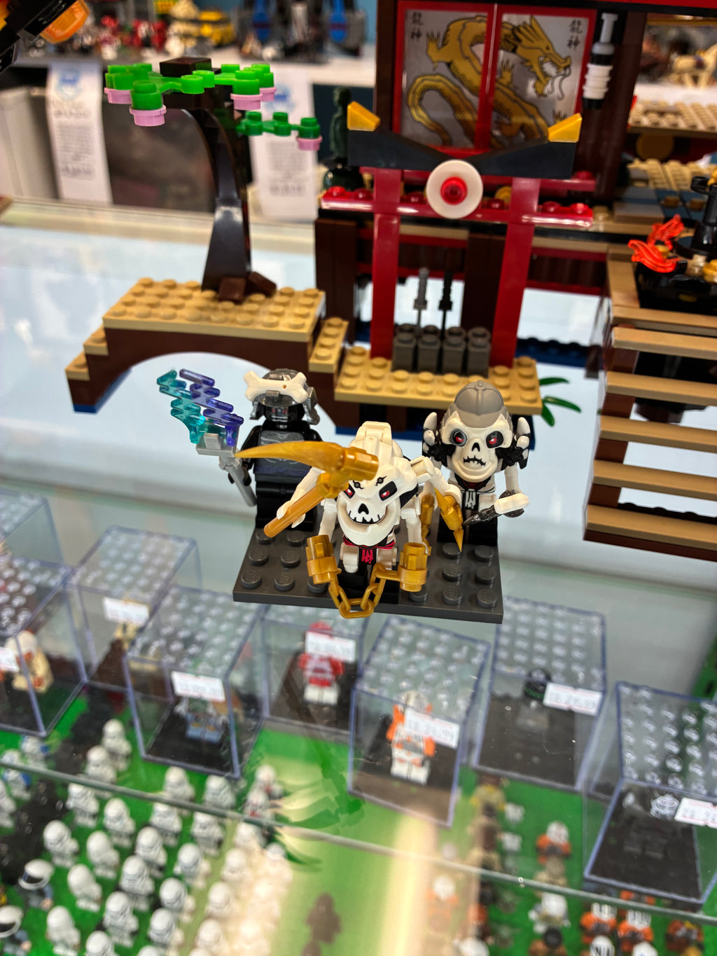 2507 Ninjago: Fire Temple - Used