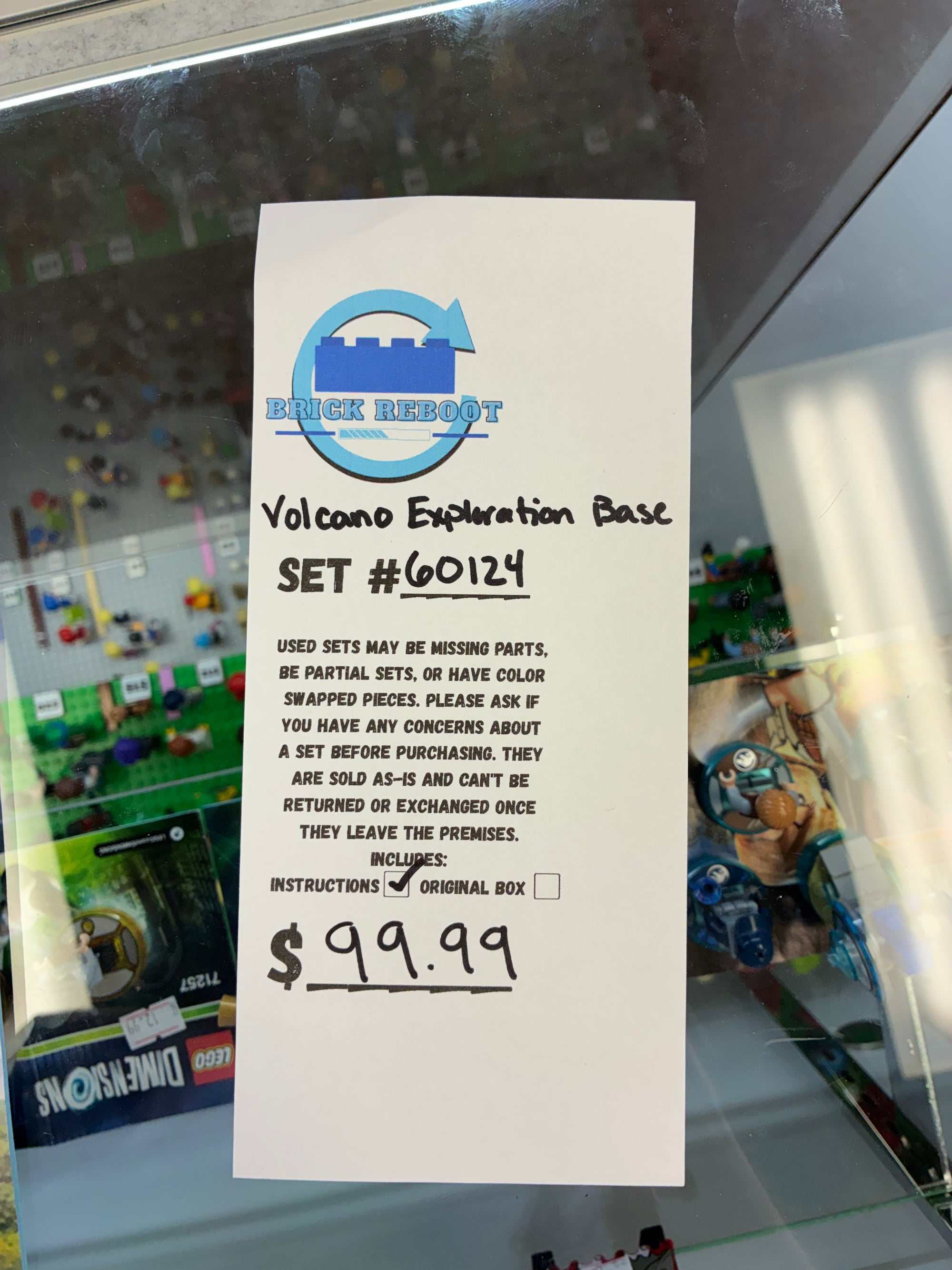 60124 City: Volcano Exploration Base - Used