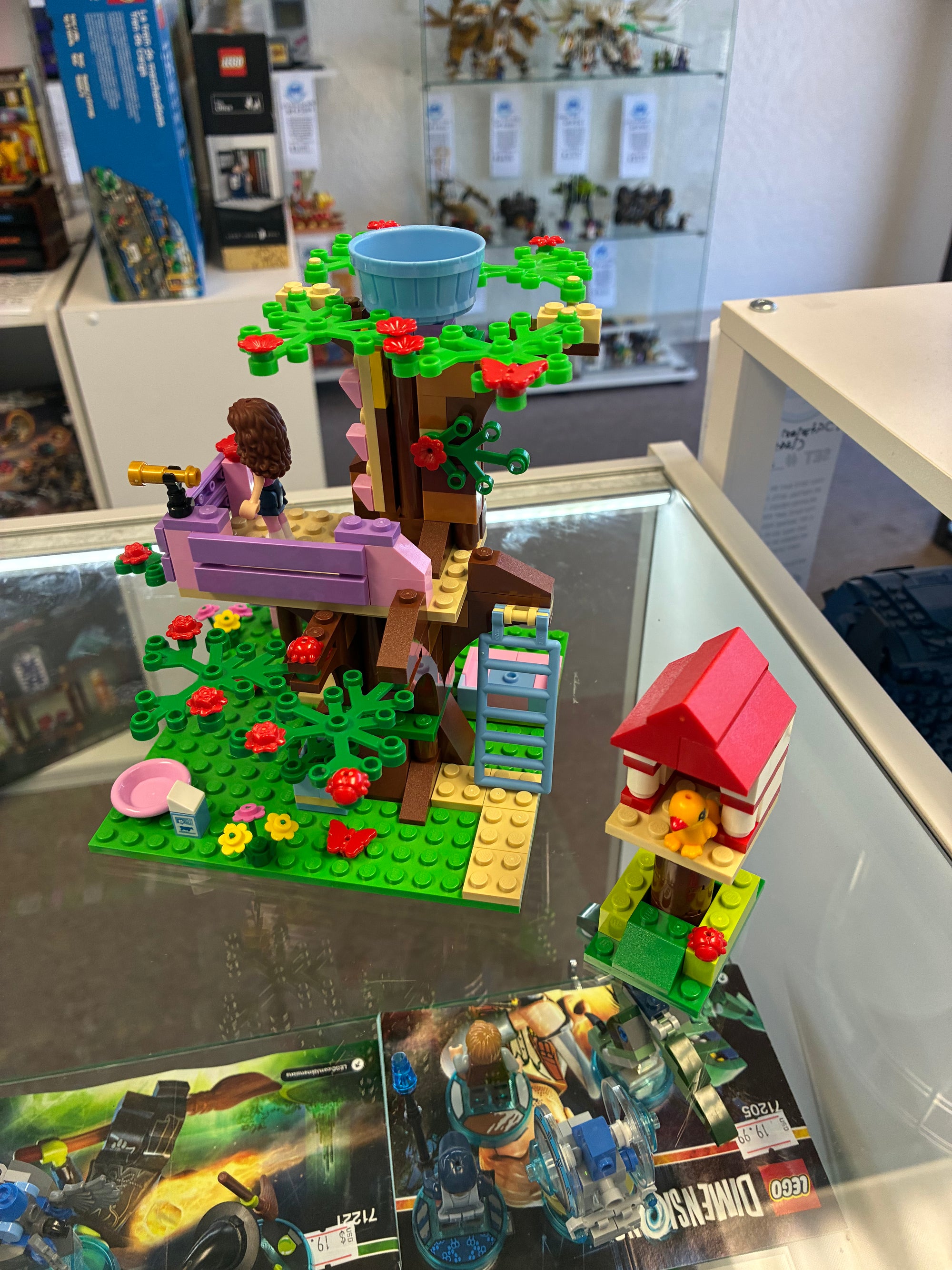 3065 Friends: Olivia’s Tree House - Used