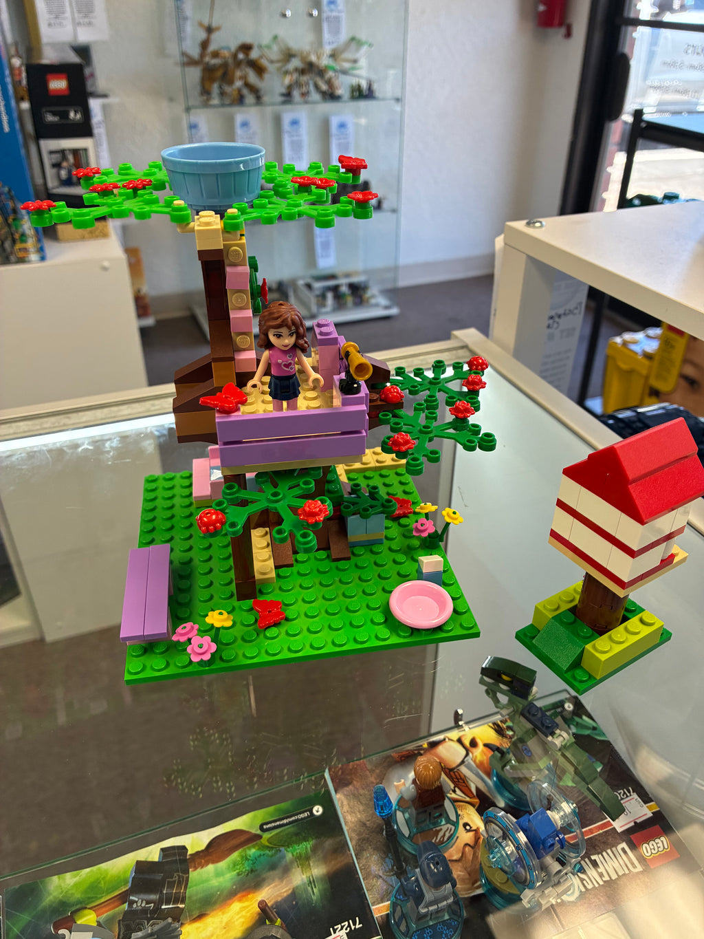 3065 Friends: Olivia’s Tree House - Used