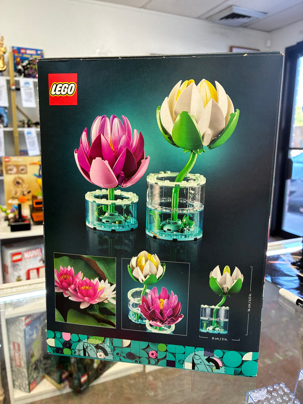 11511 Botanicals: Water Lilies - Sealed