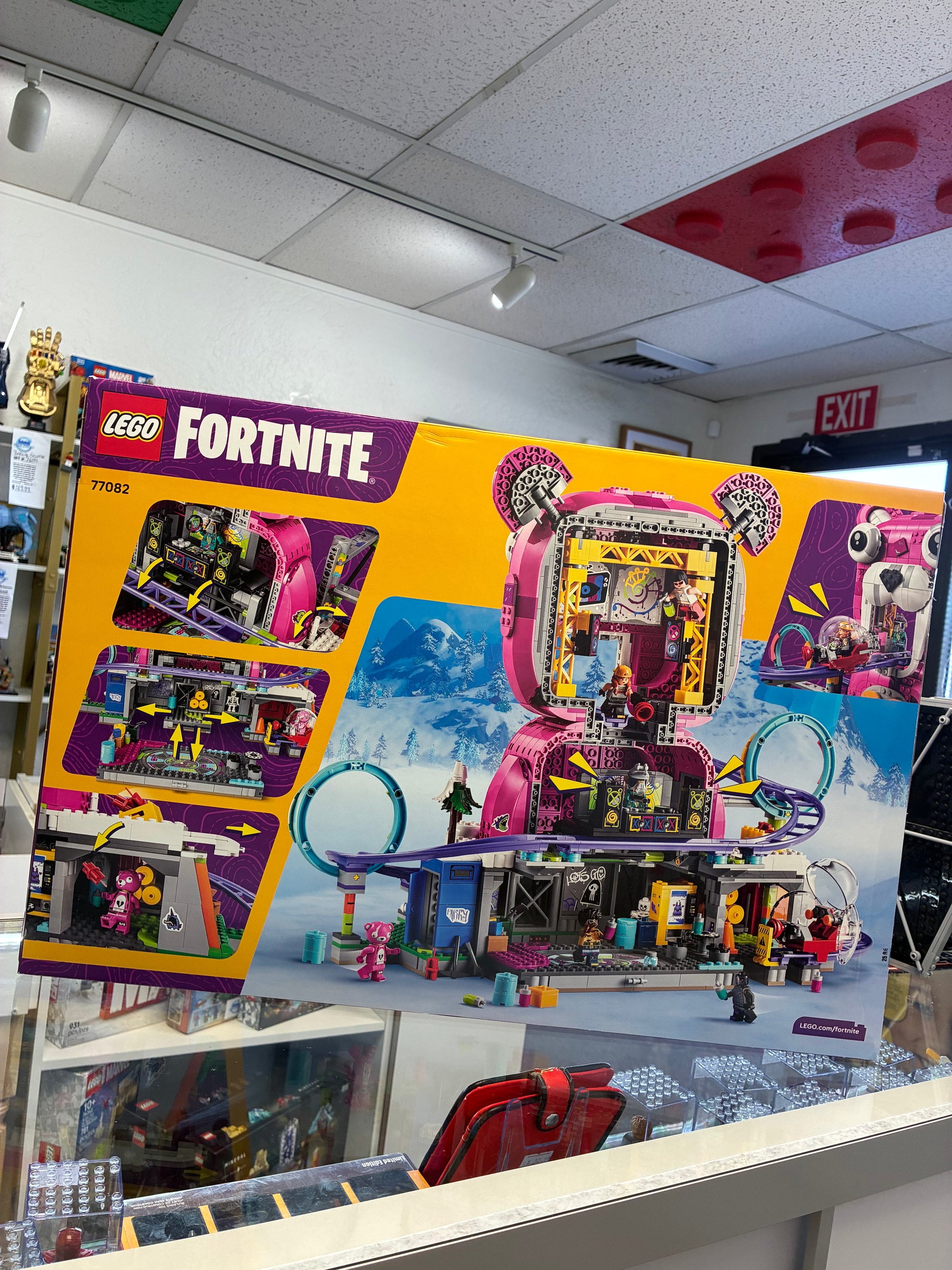 77082 Fortnite: Rave Cave - Sealed