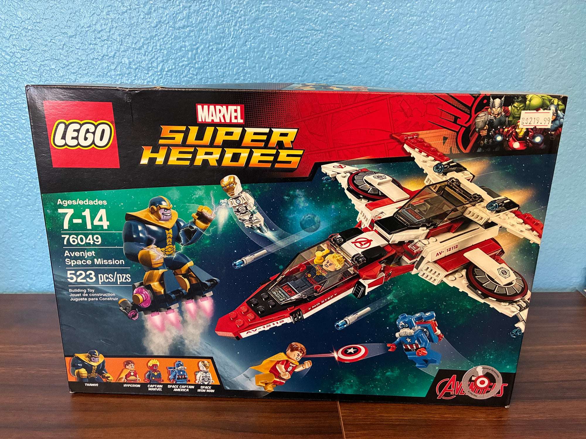 76049 Marvel Super Heroes Avenjet Space Mission - Sealed