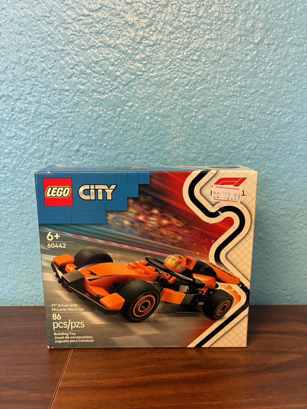 60442 F1 Driver with McLaren Race Car - Sealed