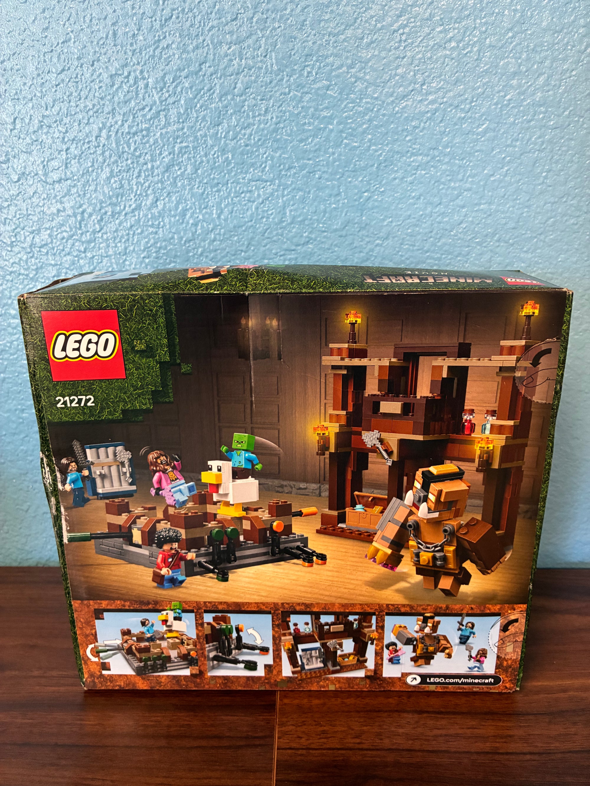 21272 Minecraft Woodland Mansion Fighting Ring - Sealed