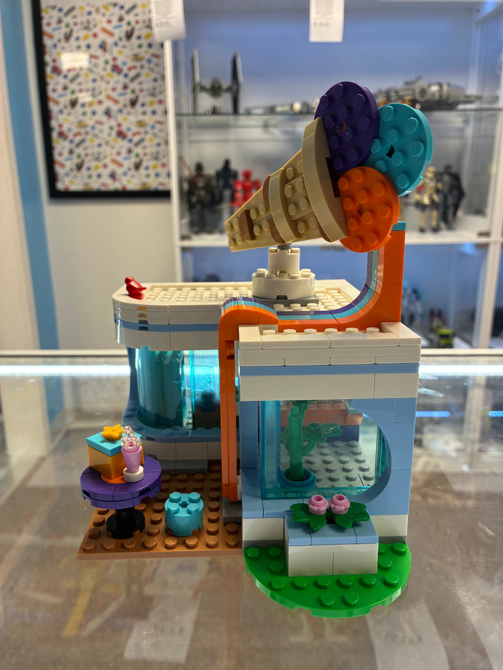 60363 Ice-Cream Shop - Used