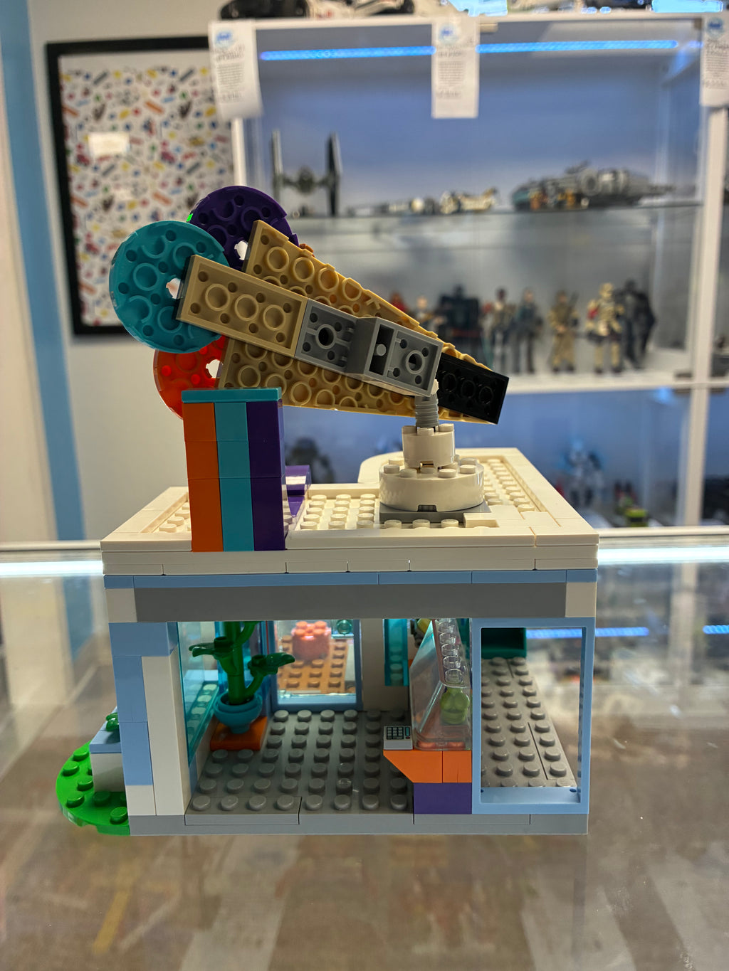60363 Ice-Cream Shop - Used