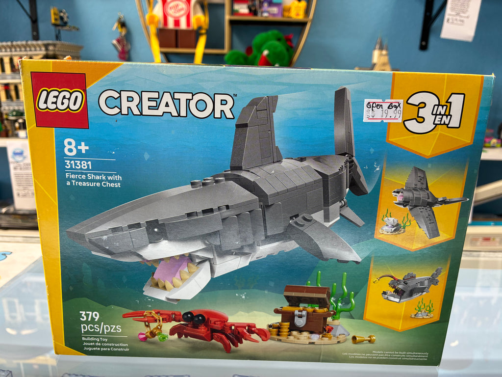 31381 Creator 3-in-1 Fierce Shark with a Treasure Chest *OPEN BOX*