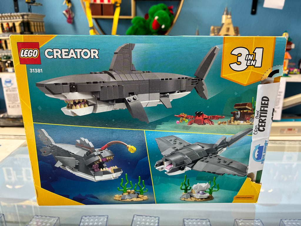31381 Creator 3-in-1 Fierce Shark with a Treasure Chest *OPEN BOX*