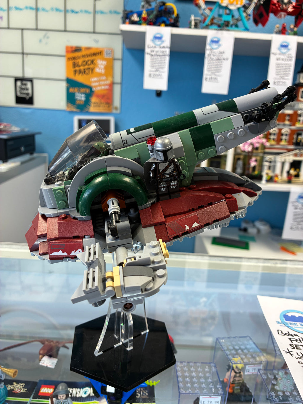 75312 Star Wars Boba Fett Ship *UPGRADED STAND* - Used