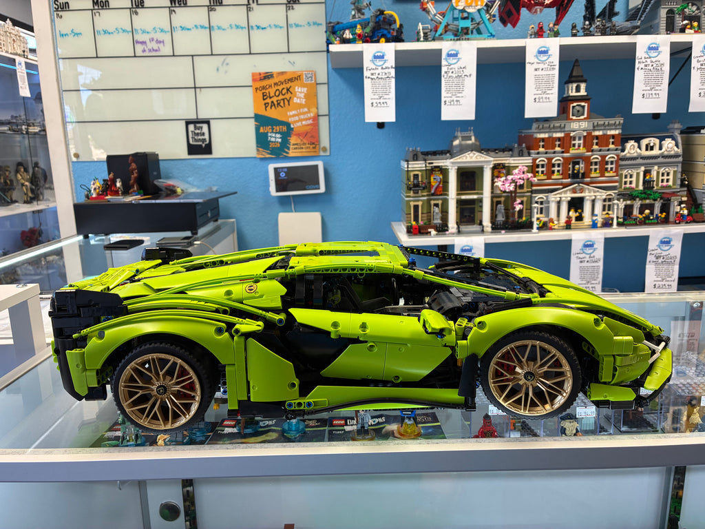 42115 Lamborghini Sian FKP 37 - Used