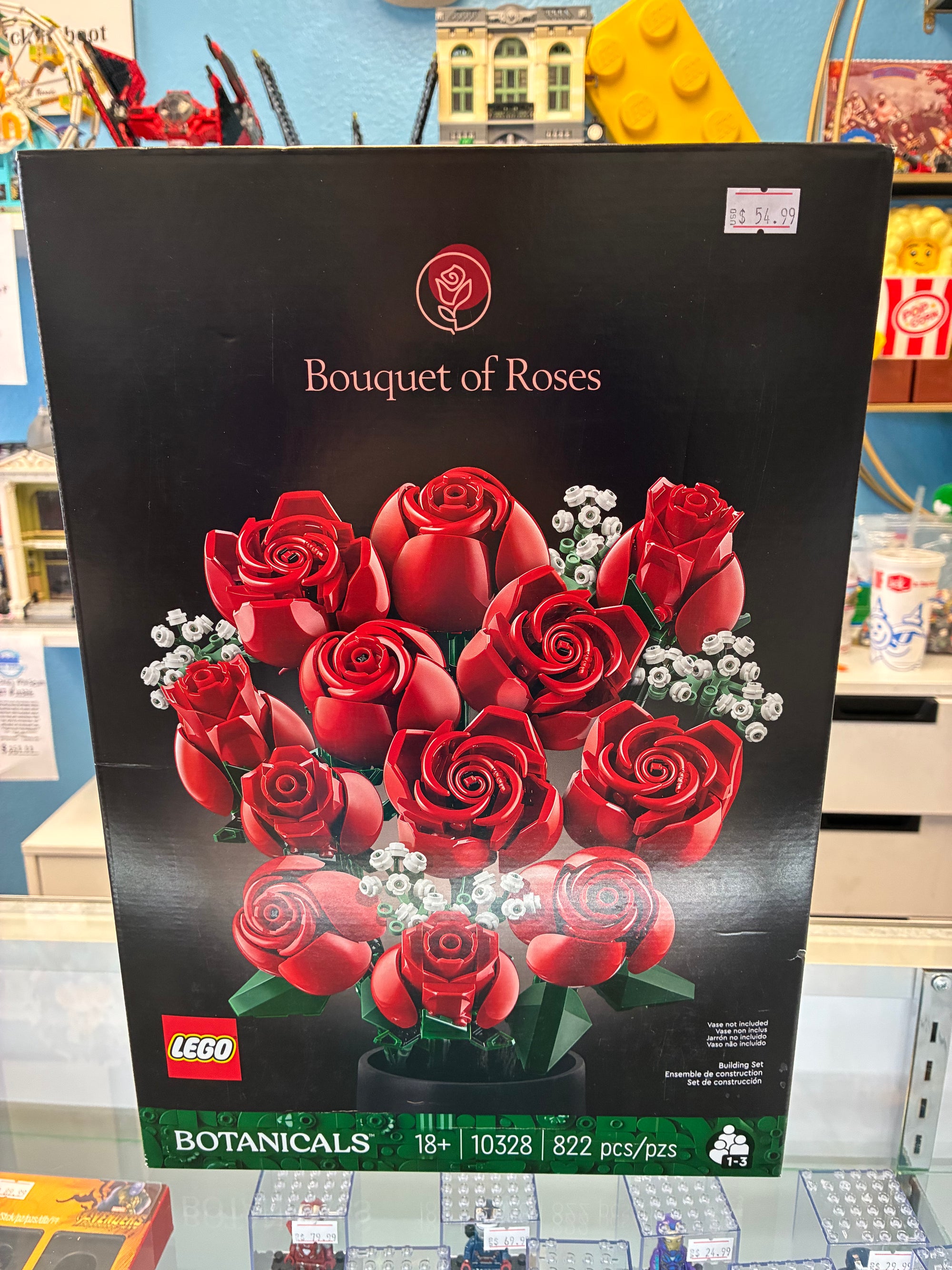 10328 Botanicals Bouquet of Roses - Sealed