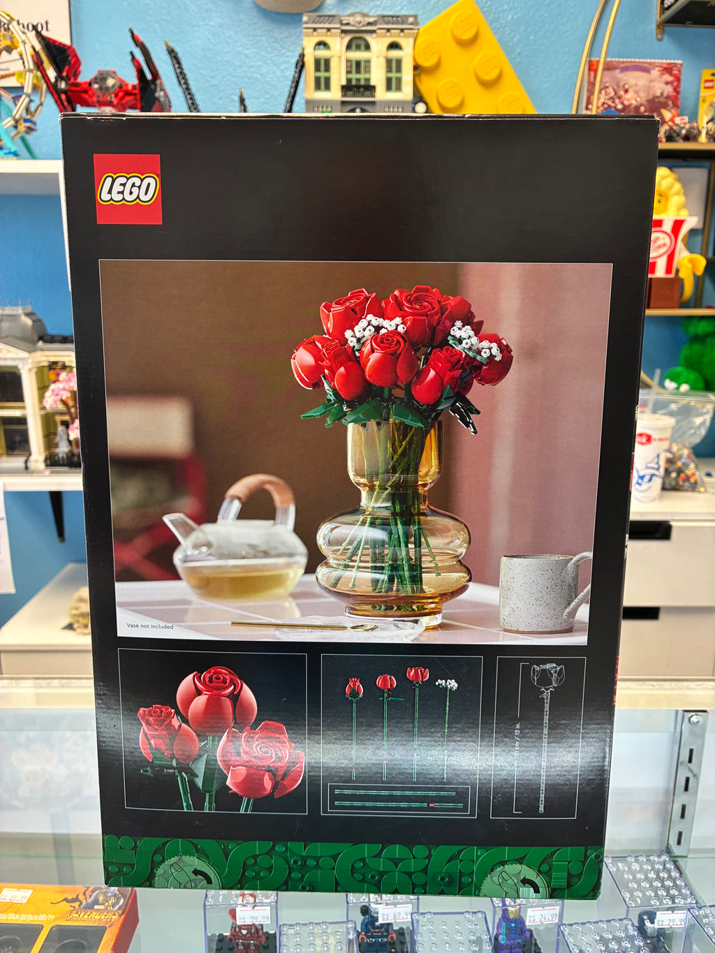10328 Botanicals Bouquet of Roses - Sealed