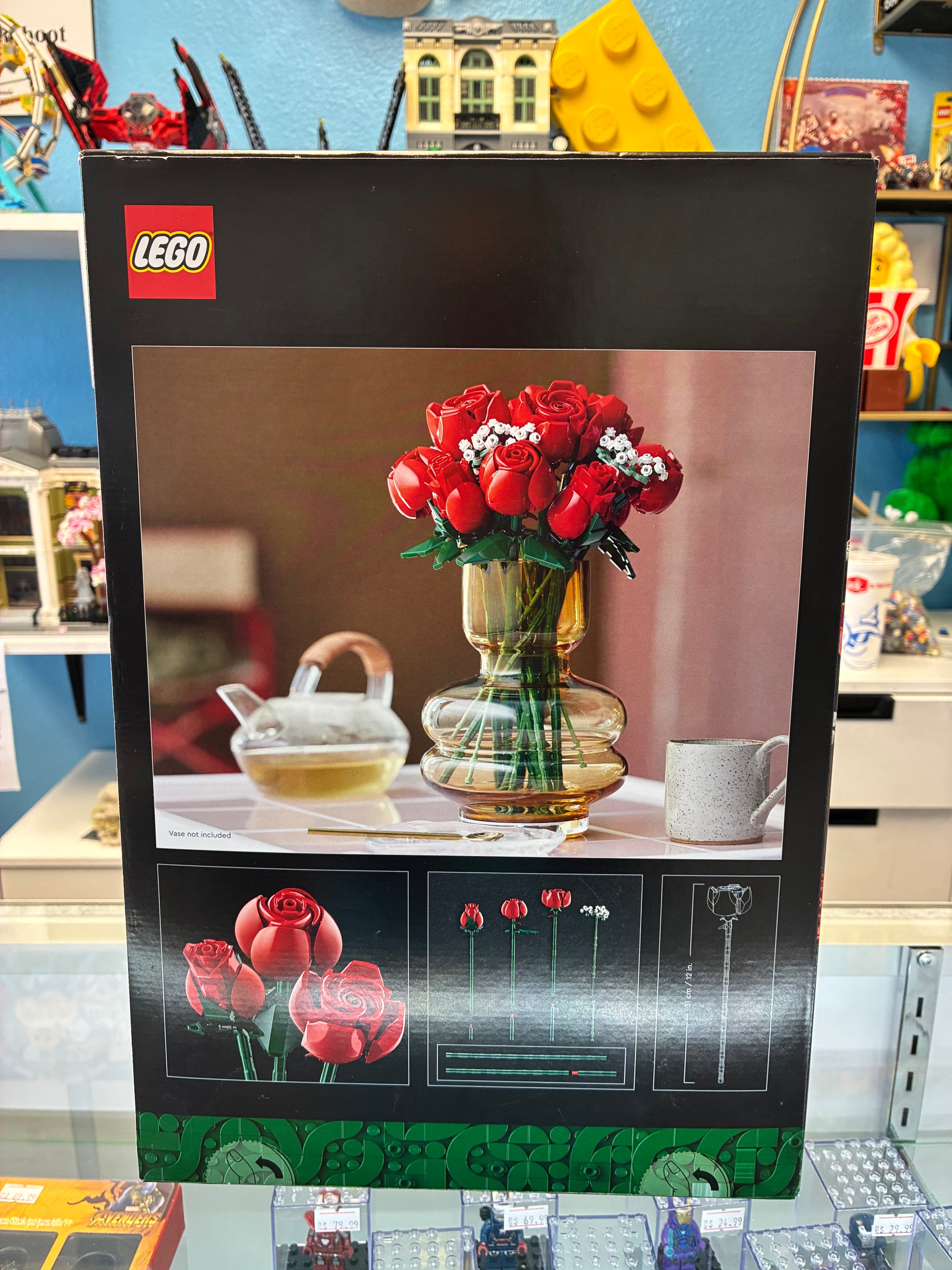 10328 Botanicals Bouquet of Roses - Sealed