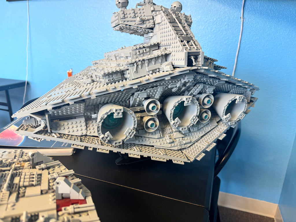75252 UCS Imperial Star Destroyer - Used