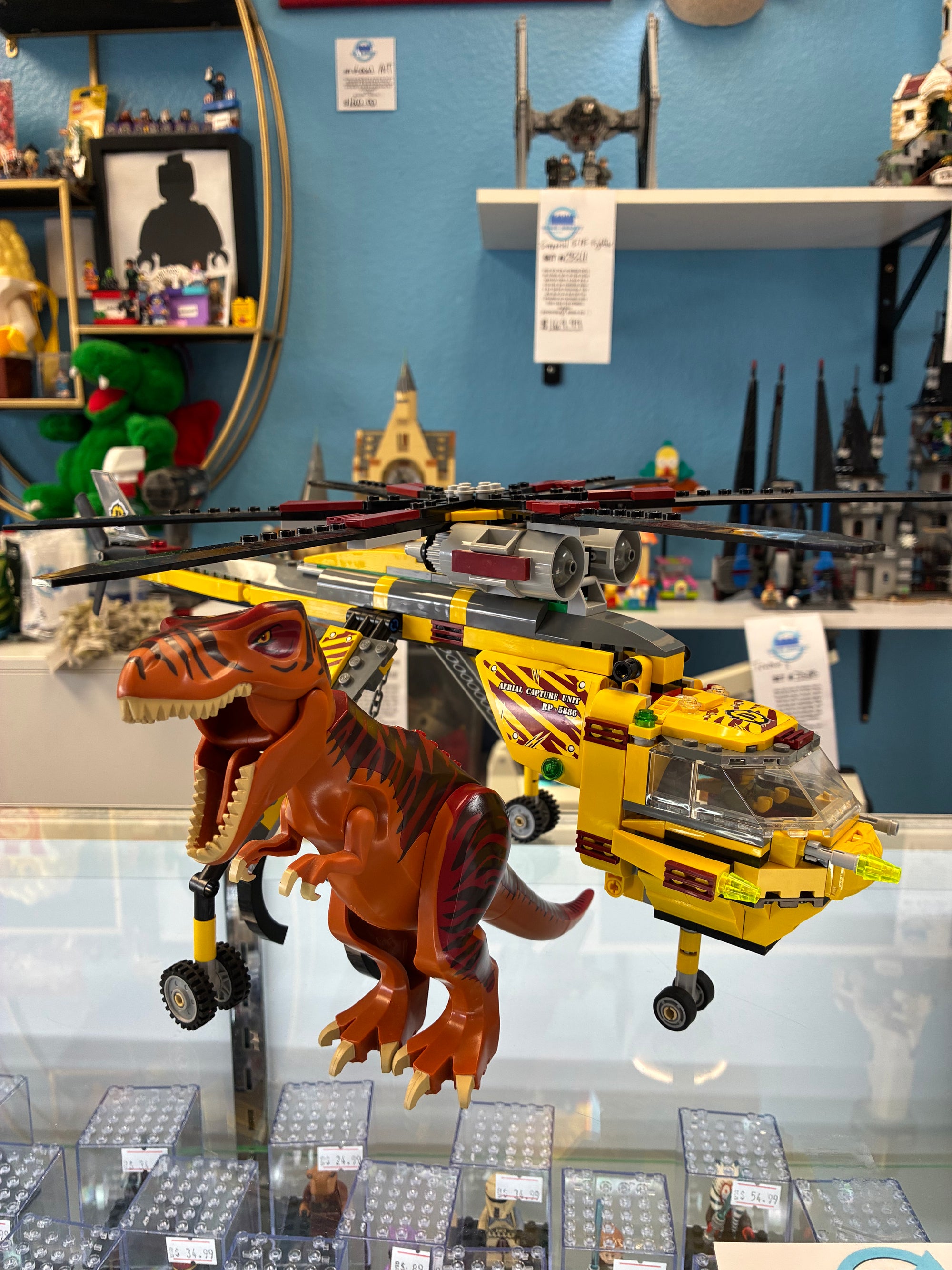 5886 Dino T-Rex Hunter *MISSING 4-WHEELER & 1 FIG* - Used