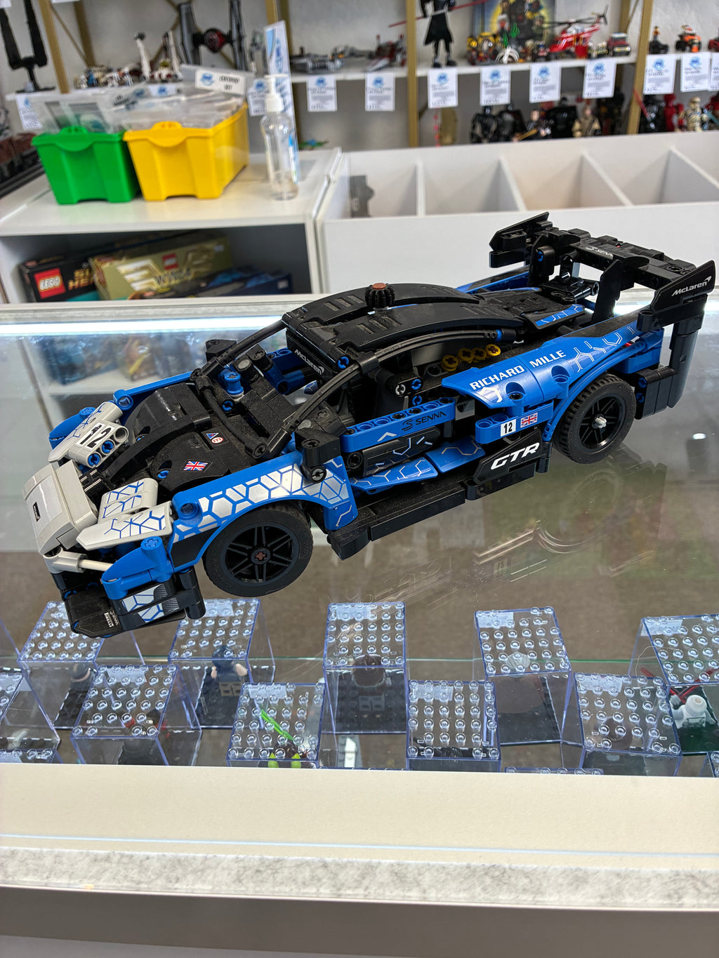 42123 Technic: McLaren Senna GTR - Used