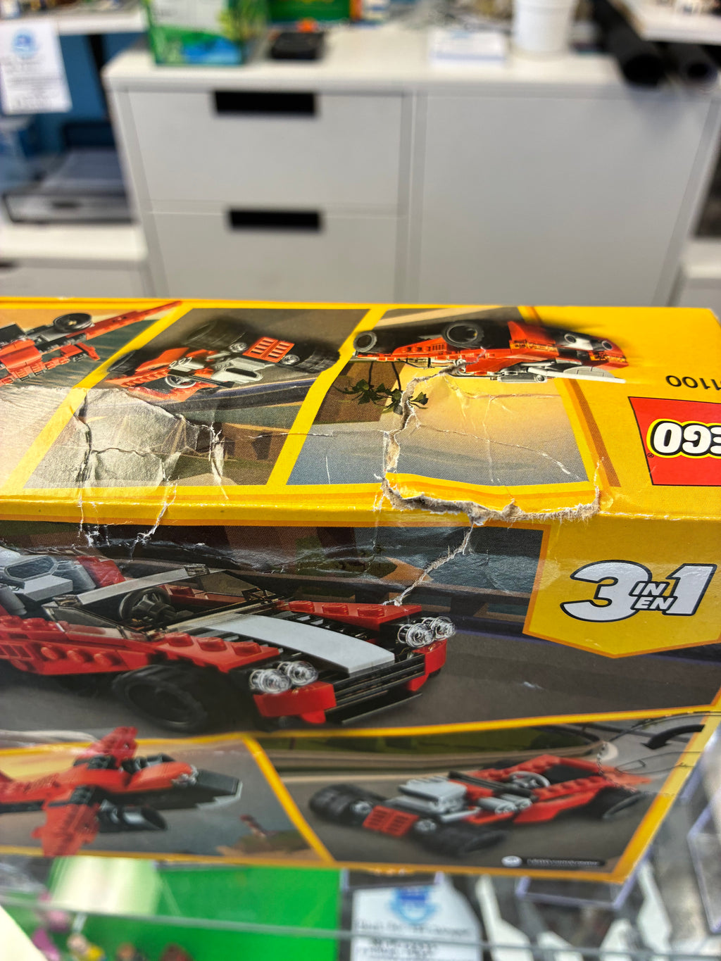 31100 Creator 3-in-1 Sports Car *BOX DAMAGE* - Sealed