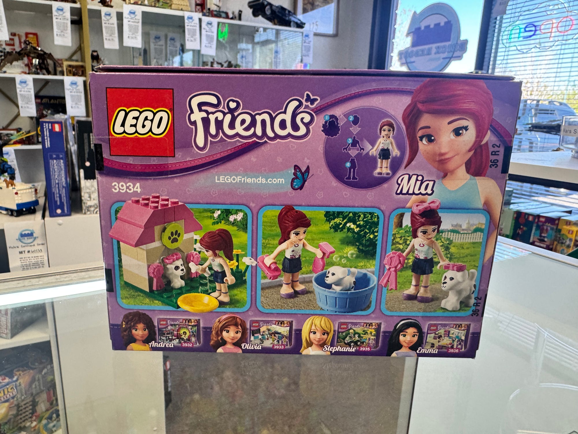 3934 Mia’s Puppy House - Sealed