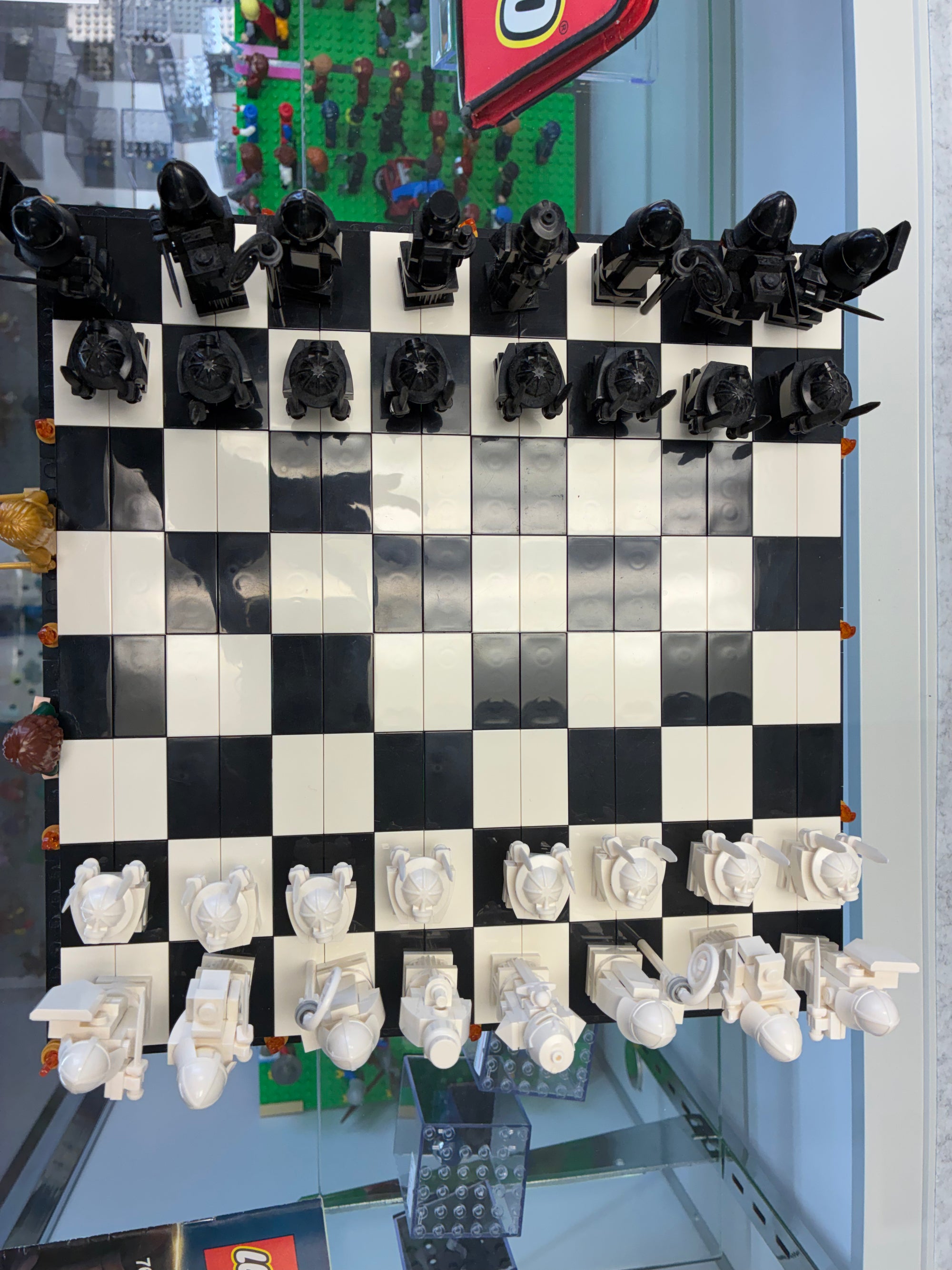 76392 Harry Potter Hogwarts Wizard’s Chess *MISSING 2 FIGS* - Used