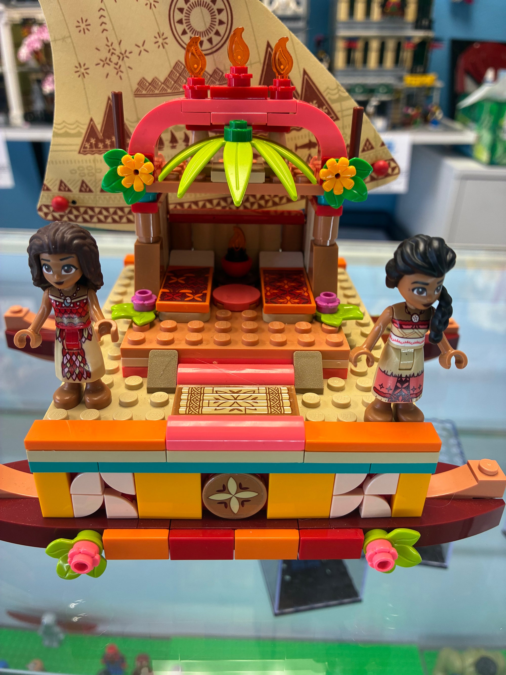43210 Moana’s Wayfinding Boat - Used